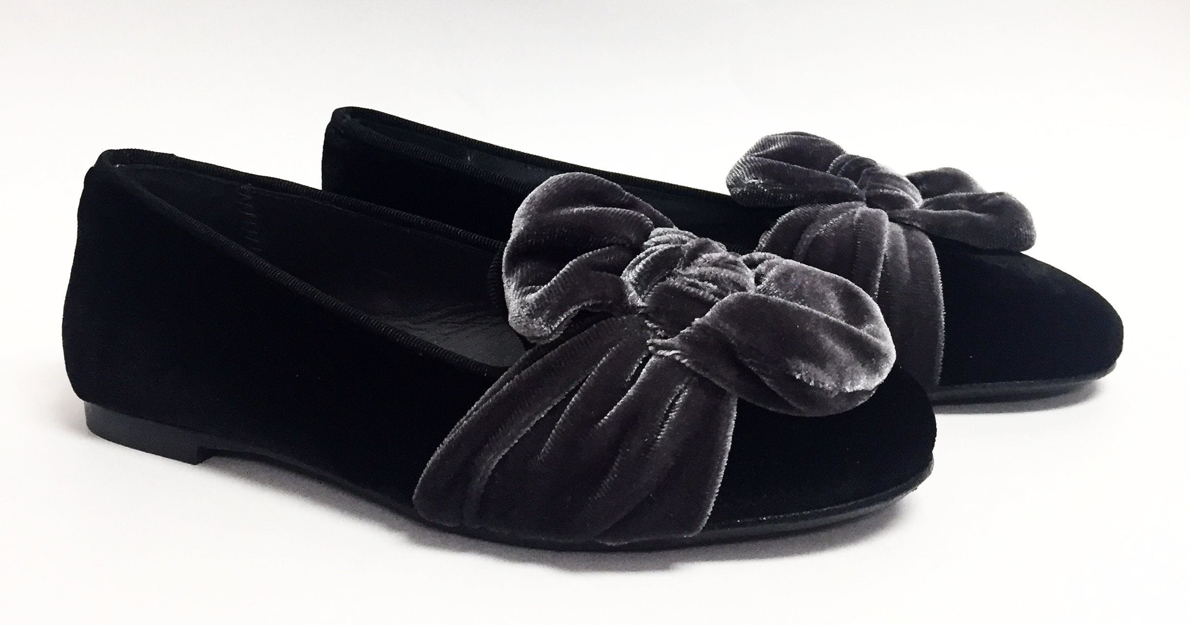 Gray & Black Velvet Smoking Slippers for Men - Elegant Formal Bow Loafers - Perfect for Weddings, Parties & Special Occasions