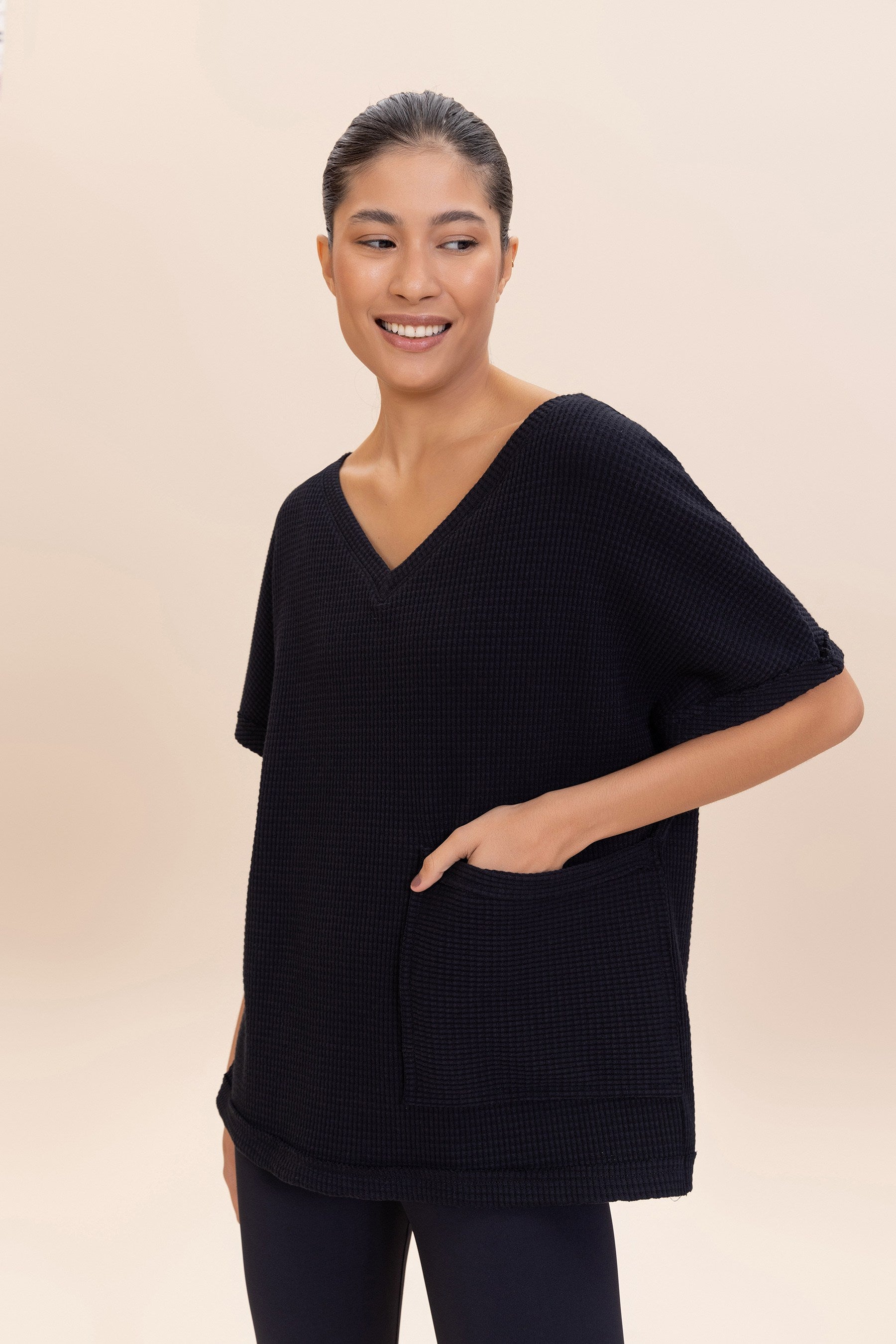 Cozy V-Neck Oversized Sweater for Women - Soft & Warm Knit Pullover - Perfect for Fall, Winter & Casual Outfits