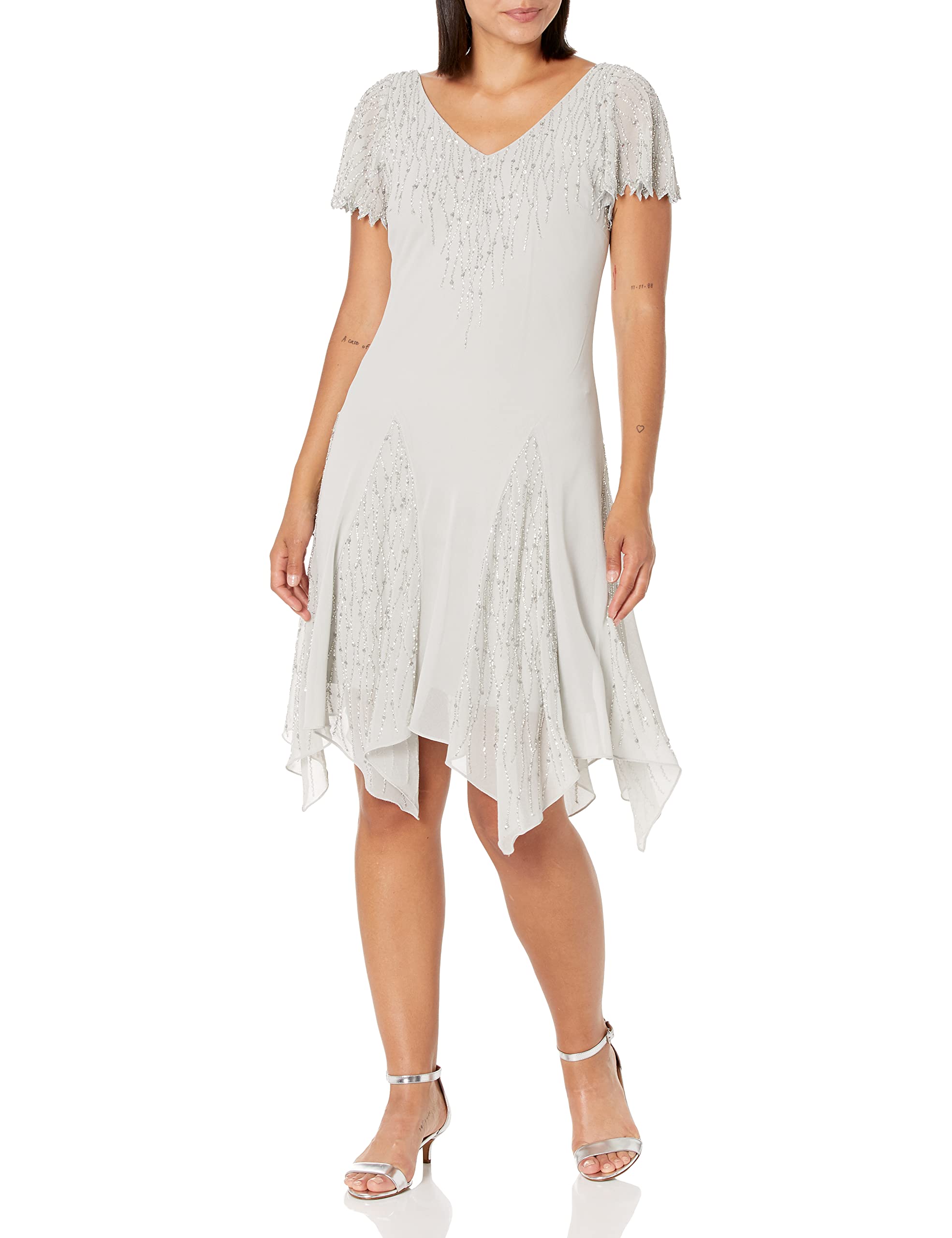 J Kara Women's Petite Short Beaded Dress - Elegant Beaded Cocktail Party Dress for Women, Perfect for Weddings, Date Nights & Special Occasions