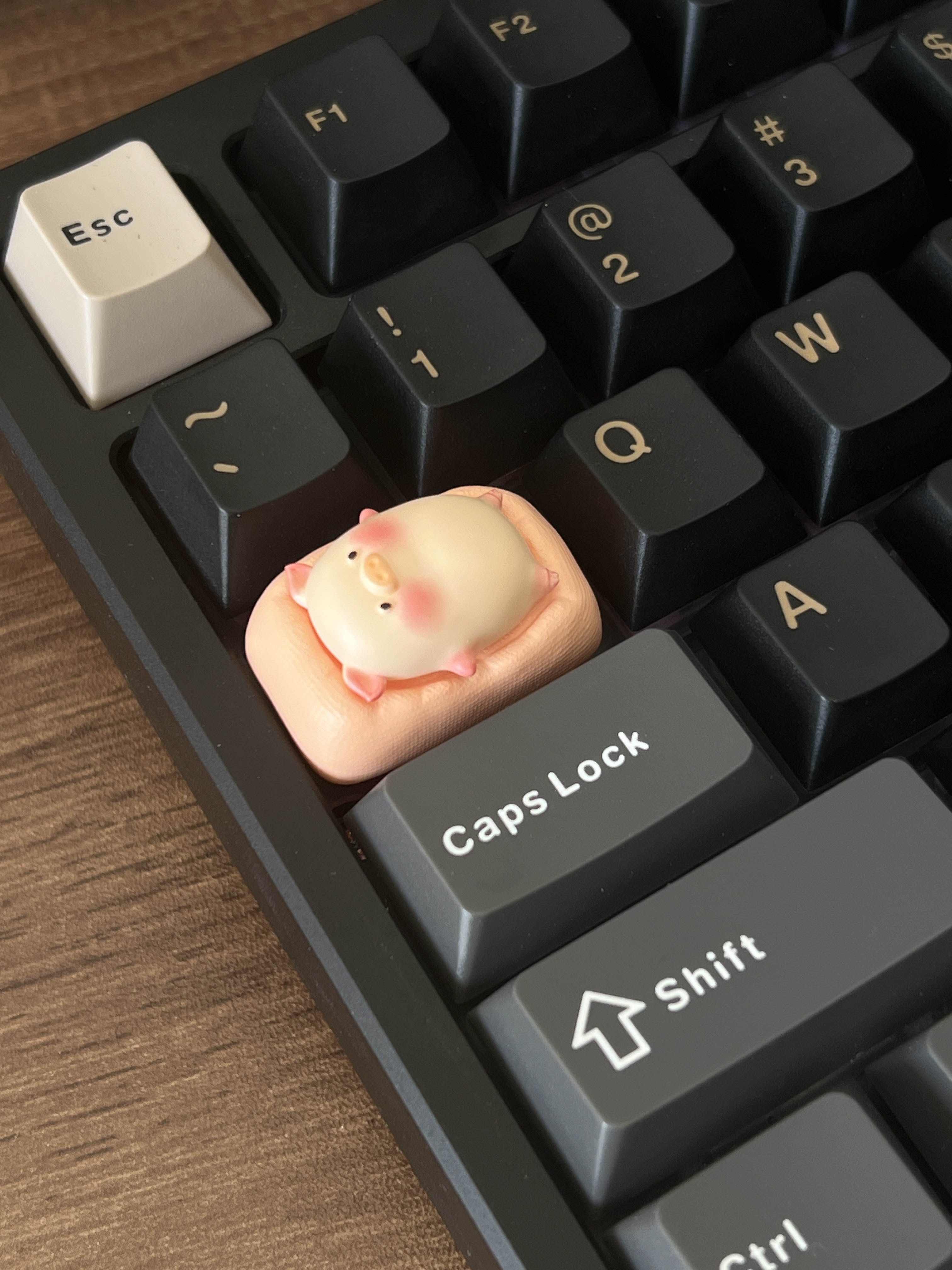 Handmade Resin Cute Lying Flat Pig Keycap - Unique Personality Keycap for Mechanical Keyboards | Perfect for Gaming, Typing & Custom Keyboard Enthusiasts