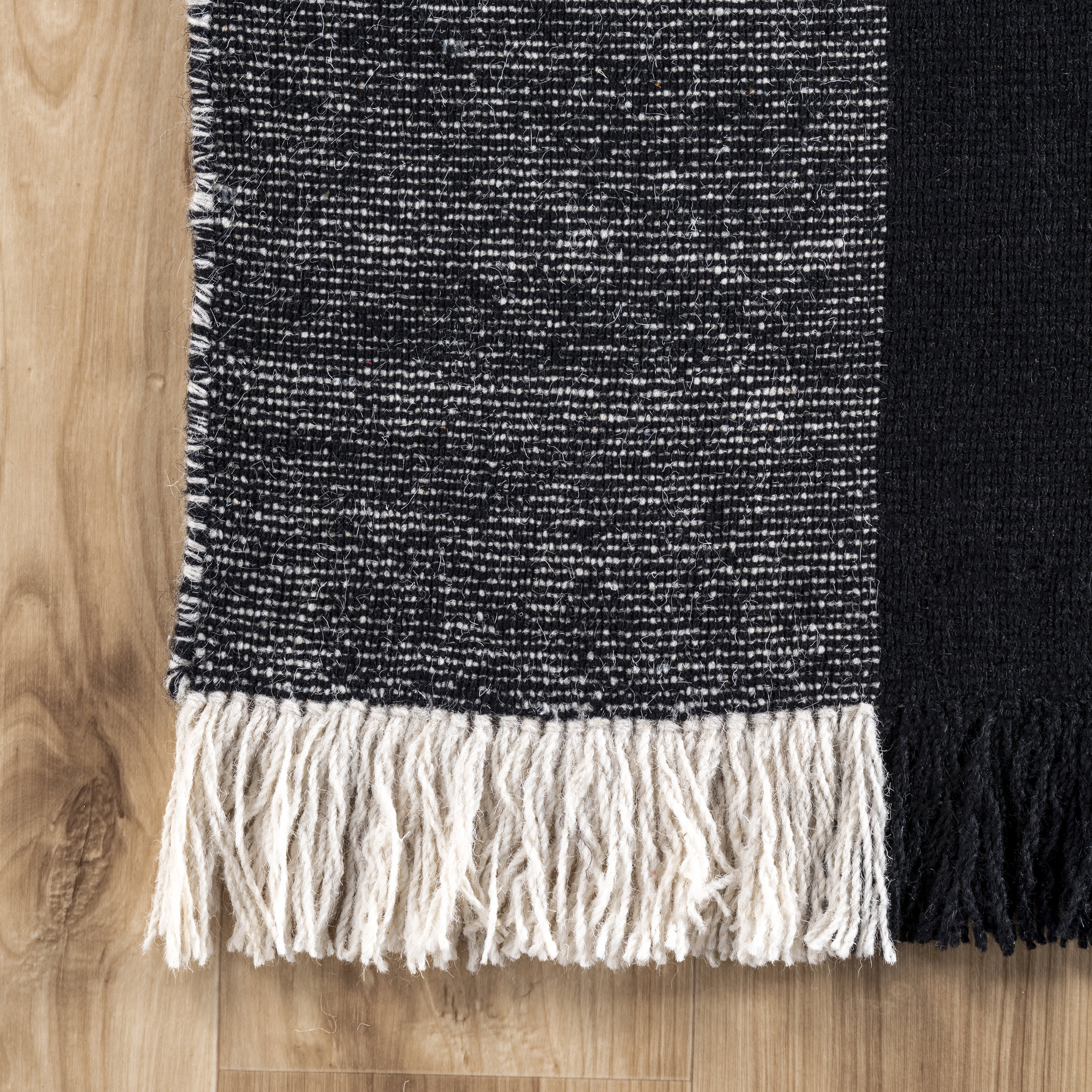 Stylish Fringed Plaid Rug in Black - Perfect for Living Room, Bedroom, or Office Decor