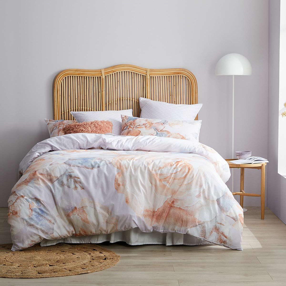 Premium Maggie Peach Quilt Cover Set by Logan & Mason - Soft Bedding Set for Queen Size Bed - Perfect for Cozy Bedroom Decor & Guest Room Essentials