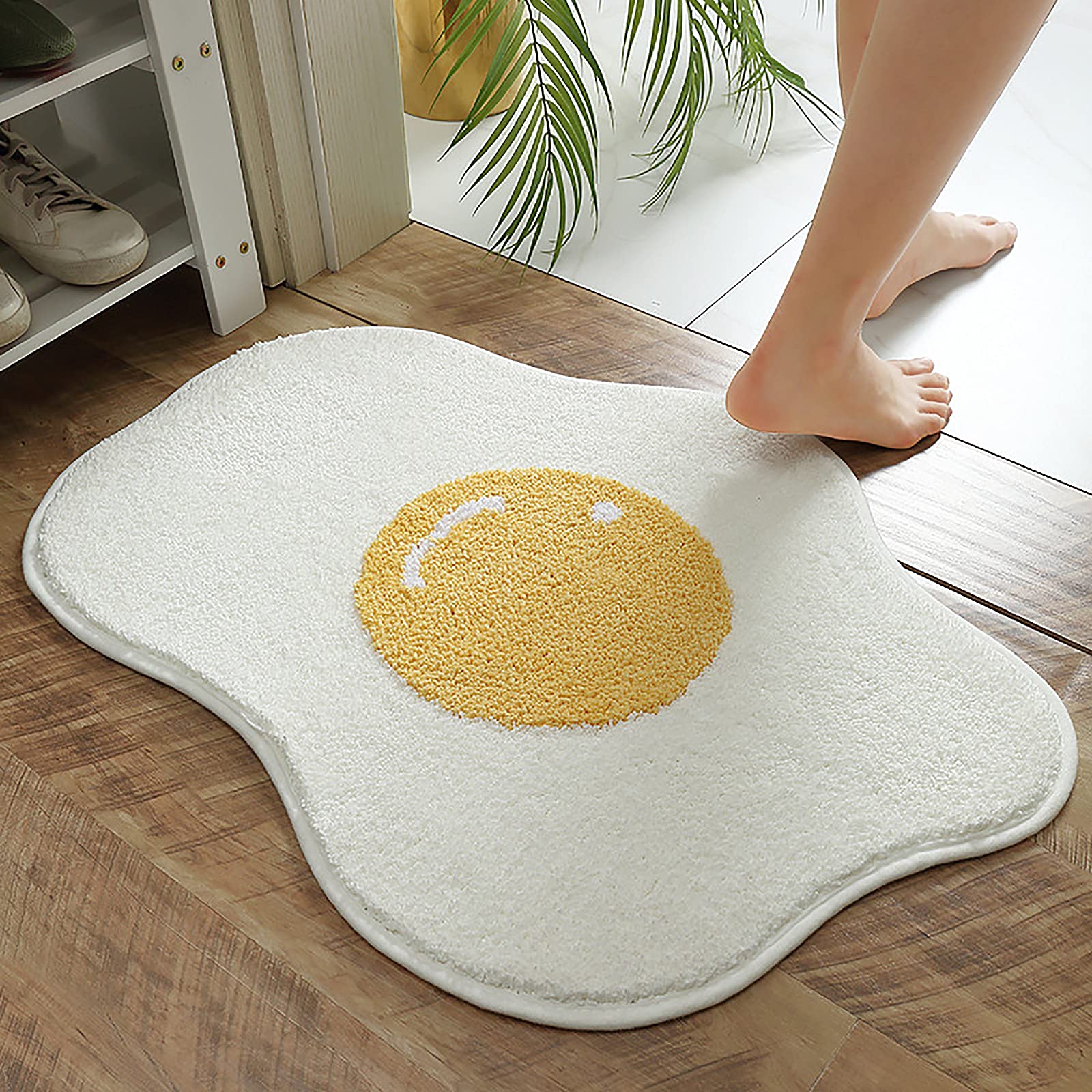 BHSHUXI Soft Cute Egg-Shaped Bath Rug - Plush Absorbent Bath Mat for Bathroom Decor, Non-Slip Shower Mat for Kids & Adults - Perfect for Nursery, Master Bath & Guest Room Decor