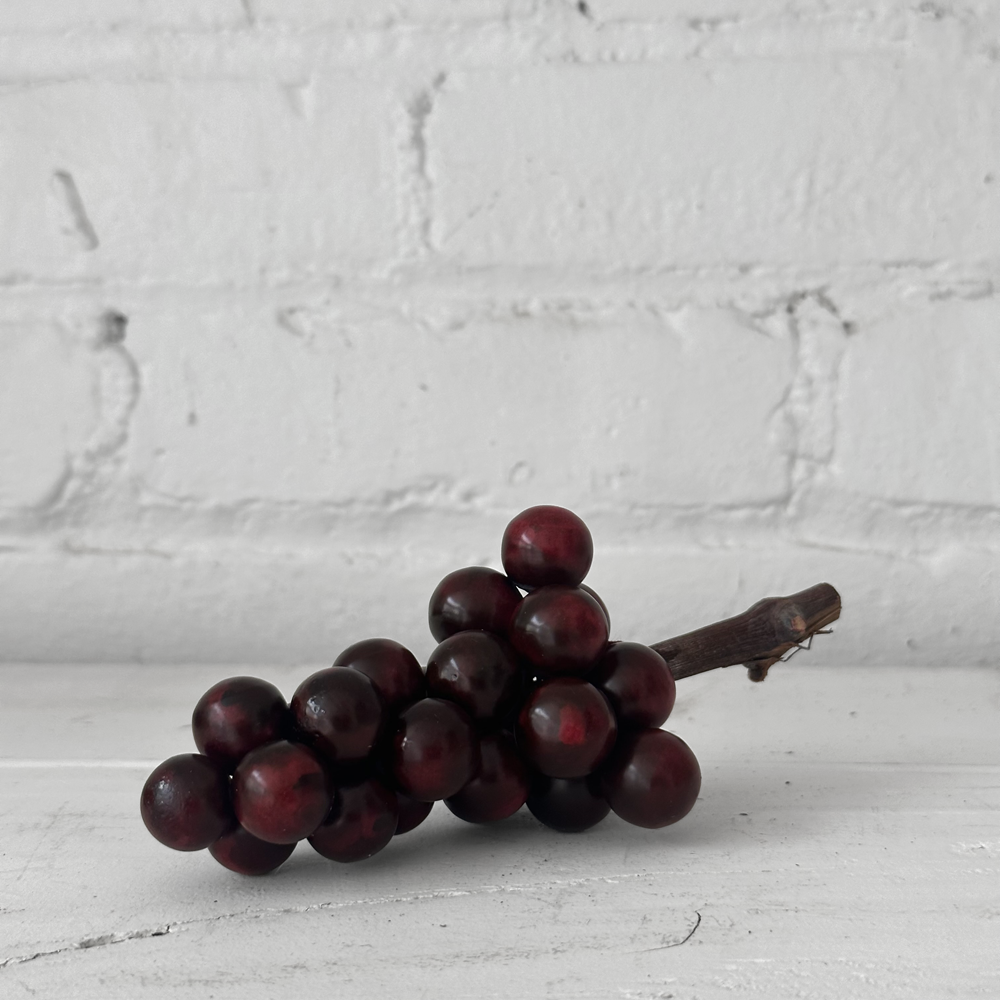 Alabaster Mini Red Grapes - Handcrafted Home Decor for Table Centerpieces, Wedding Favors & Gift Ideas