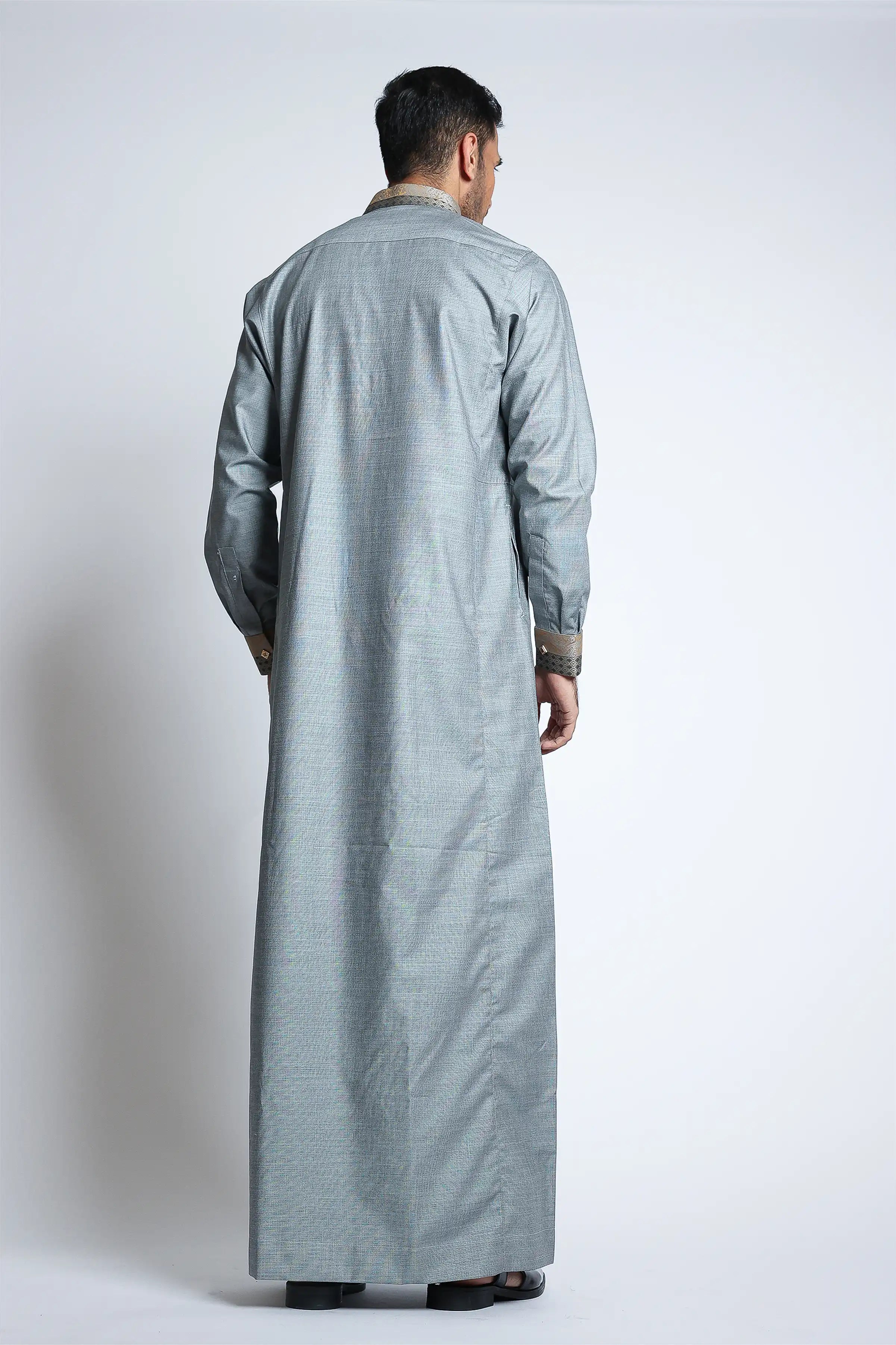 J136 C1 Link Water Blue Thobe for Men - Islamic Prayer Robe & Traditional Arabic Dress - Perfect for Eid, Ramadan & Special Occasions