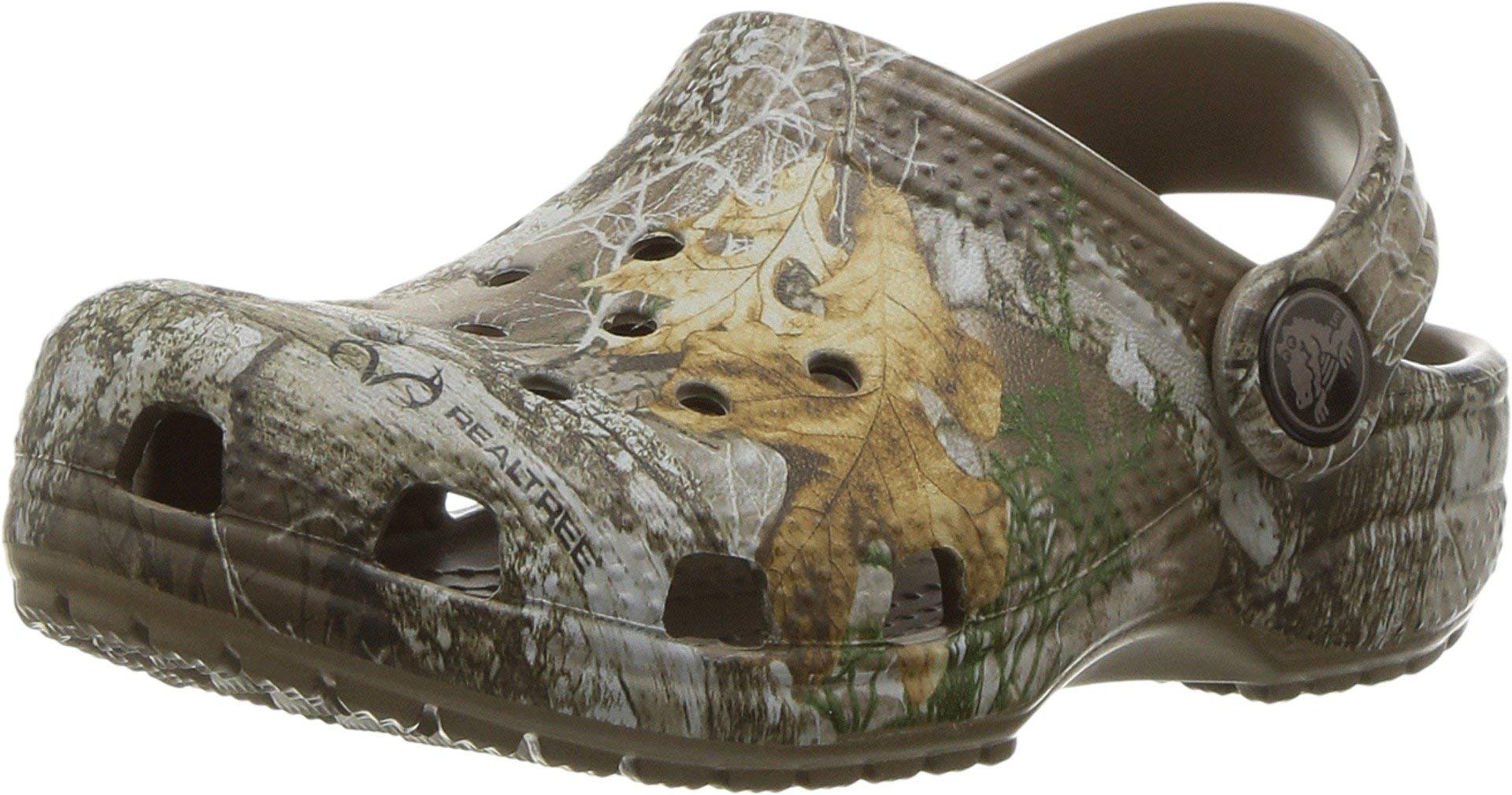 Crocs Kids Classic Realtree Camo Clogs - Comfortable Lightweight Slip-On Shoes for Boys & Girls | Perfect for Outdoor Play, Beach, Pool & Everyday Wear