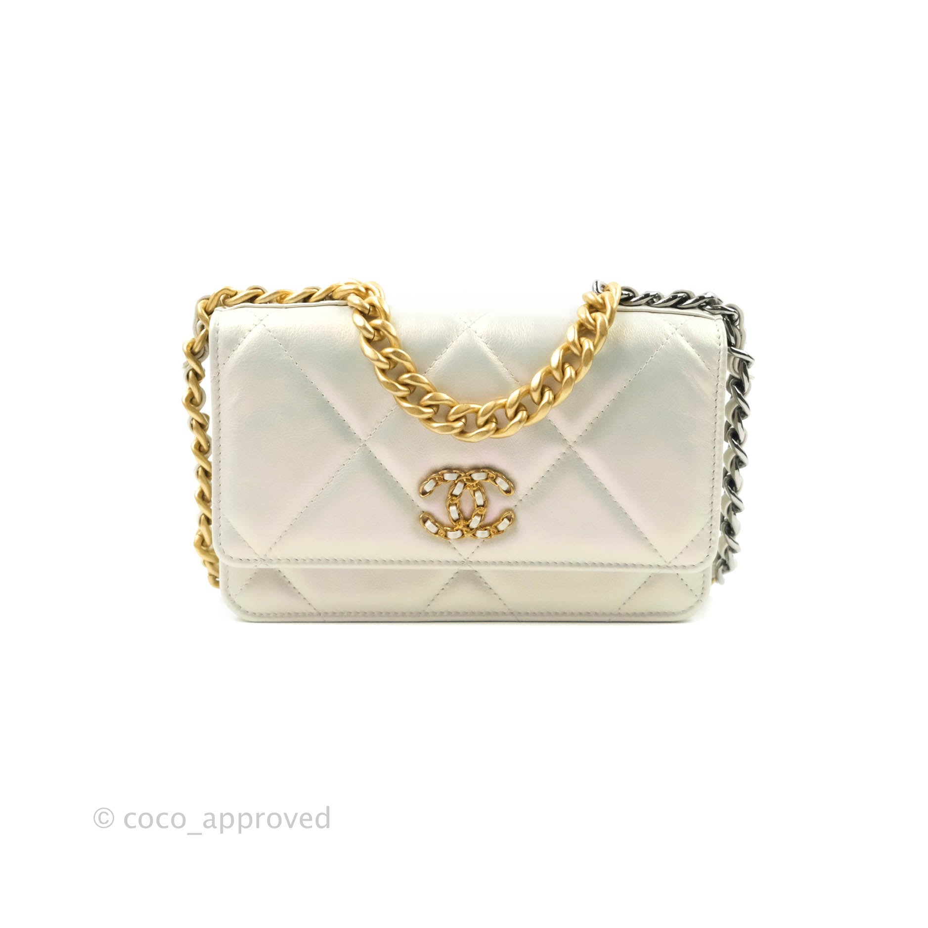 Chanel 19 Quilted Wallet on Chain WOC in Iridescent White with Mixed Hardware - Luxury Crossbody Bag for Women, Perfect for Evening Events & Daily Use