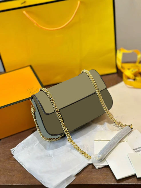 Cute Crossbody Purse for Women - Stylish & Trendy Mini Handbag for Everyday Use, Shopping & Travel