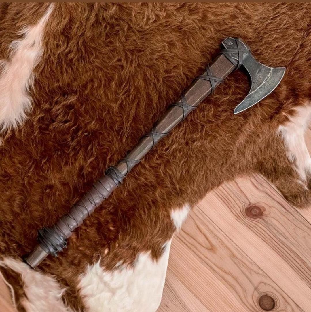 Viking Axe - Ragnar Lothbrok Inspired Battle Axe with Leather Arm Guard | Camping, Survival, Outdoor Tool & Medieval Cosplay Accessory | Perfect Gift for Men & Viking Enthusiasts