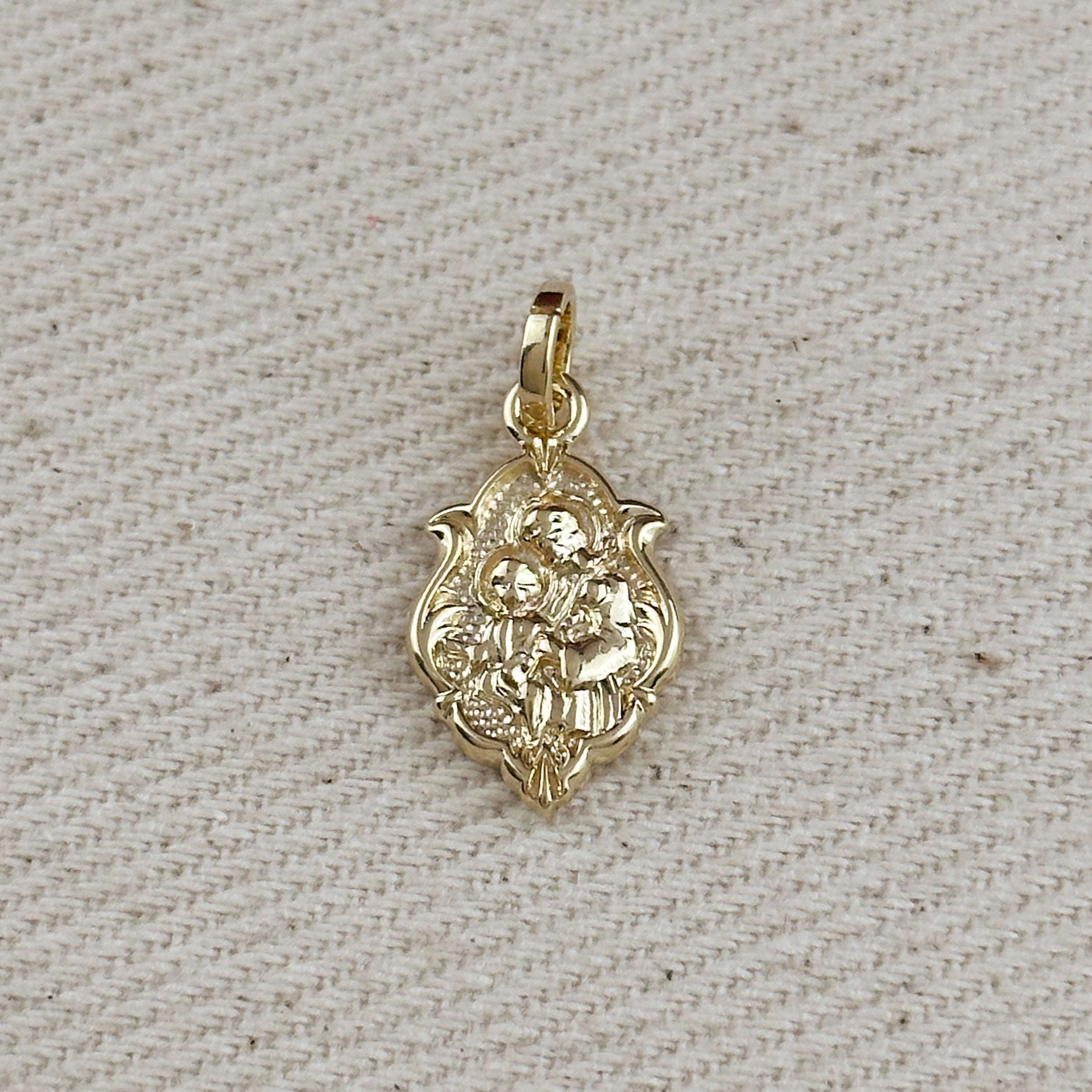 18K Gold Filled Saint Christopher Pendant Necklace for Men - Religious Jewelry for Protection & Travel Blessings - Perfect Gift for Baptism, First Communion & Graduation