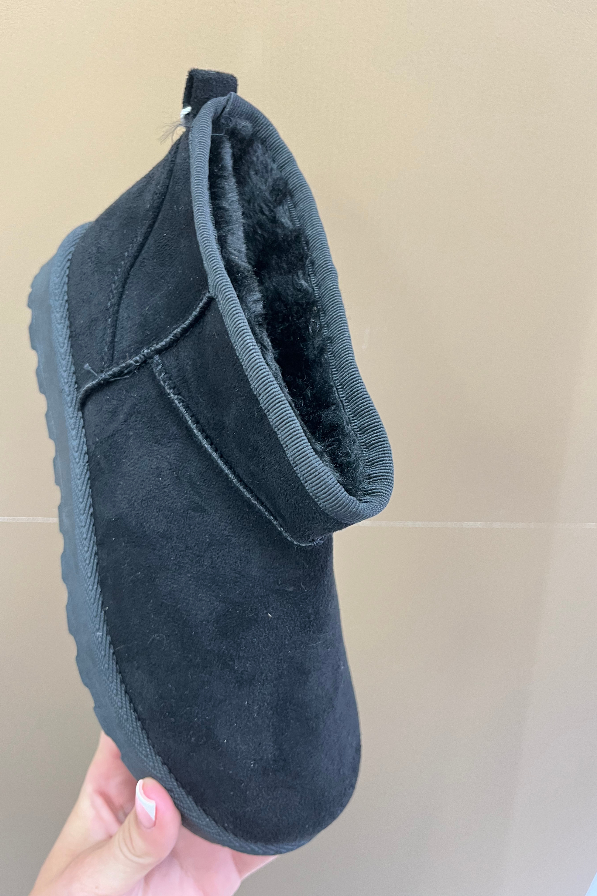 Black Faux Fur Boots for Women - Winter Warm Fuzzy Booties with Non-Slip Sole | Perfect for Snow, Casual Outfits & Cold Weather Fashion