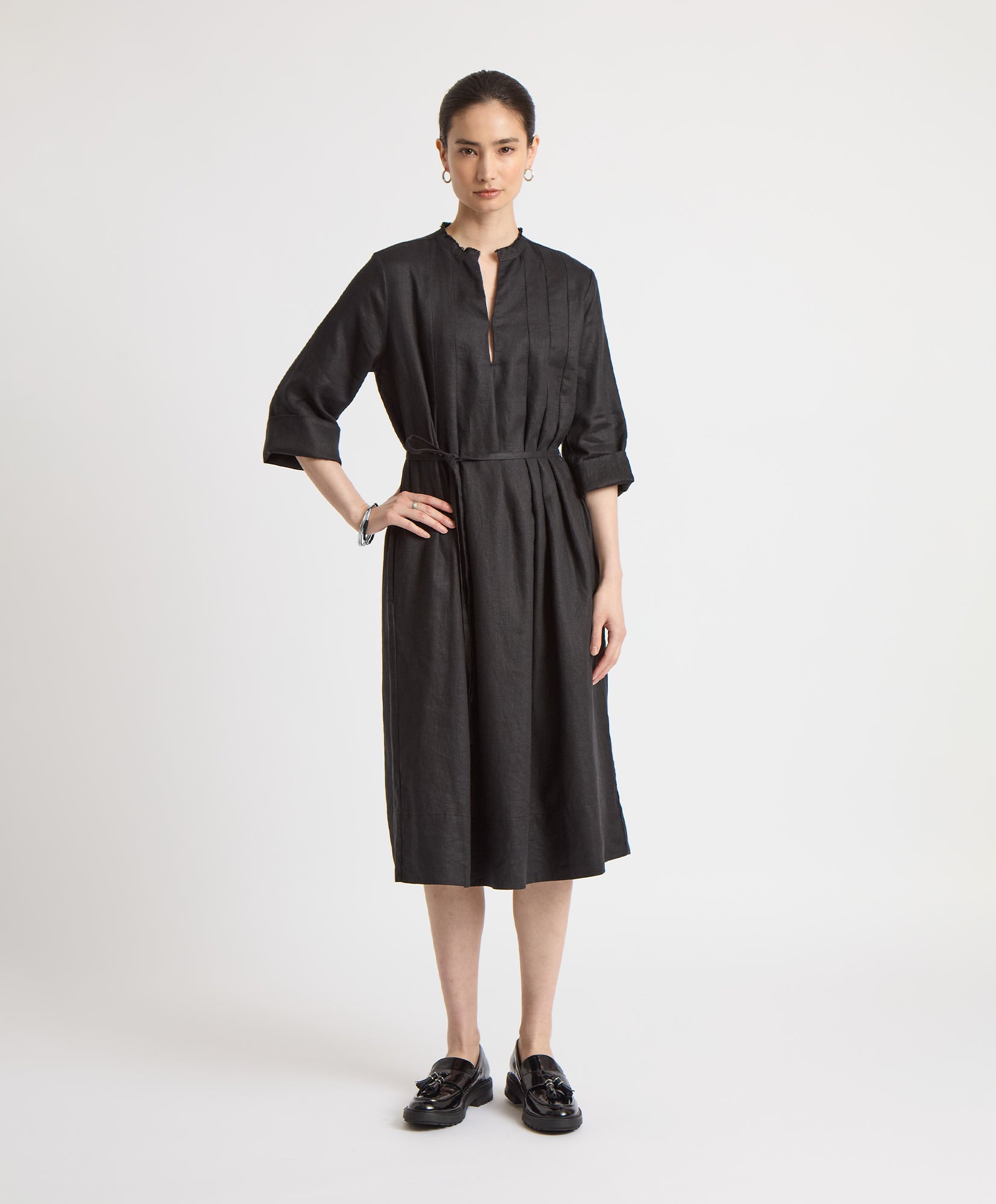 Elegant Black Tunic Dress for Women - Stylish & Comfortable Casual Wear for Office, Party & Everyday Outfits