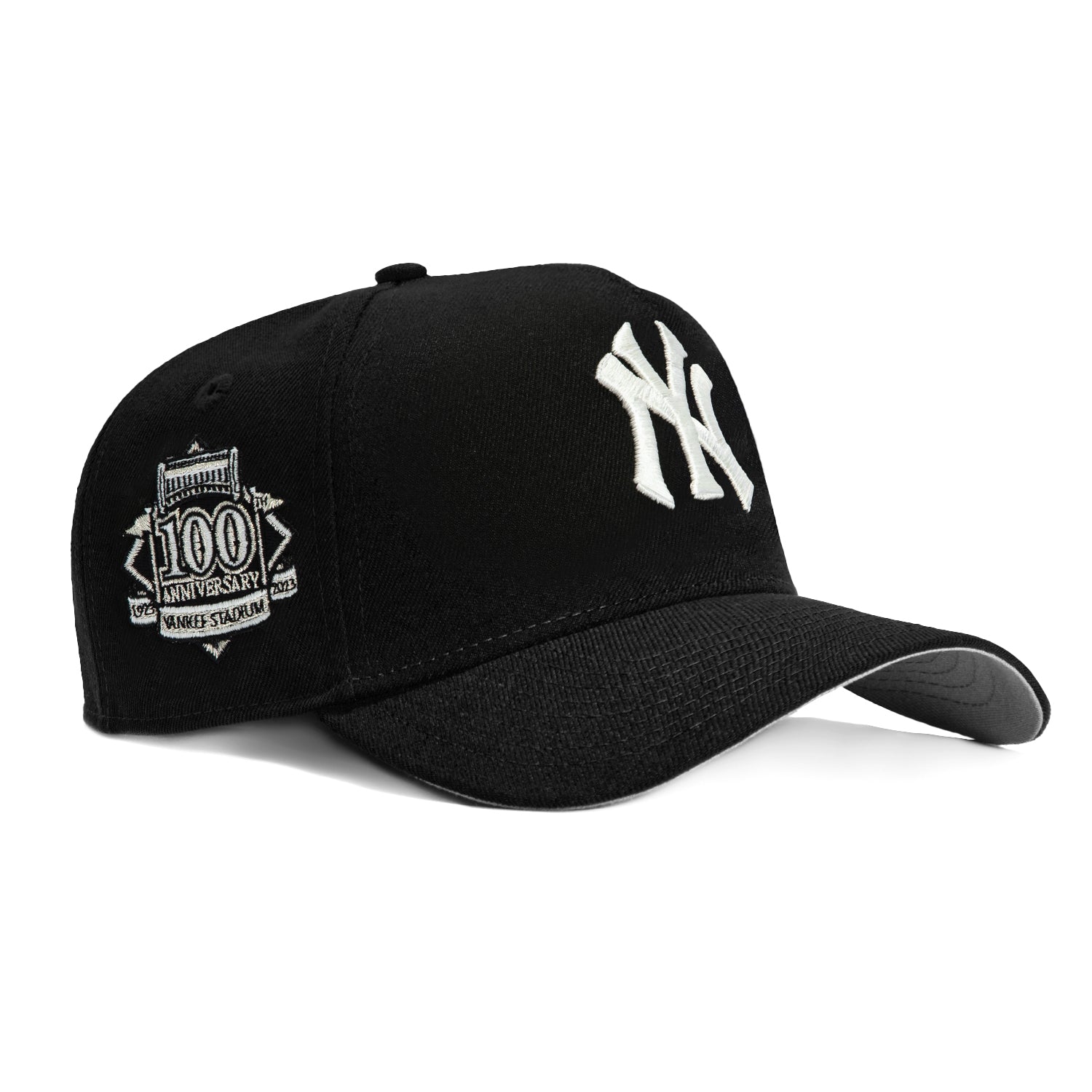 New Era 9Forty A-Frame New York Yankees 100th Anniversary Patch Snapback Hat - Black & White | Official MLB Licensed Baseball Cap for Men & Women | Perfect for Games, Streetwear & Yankees Fans