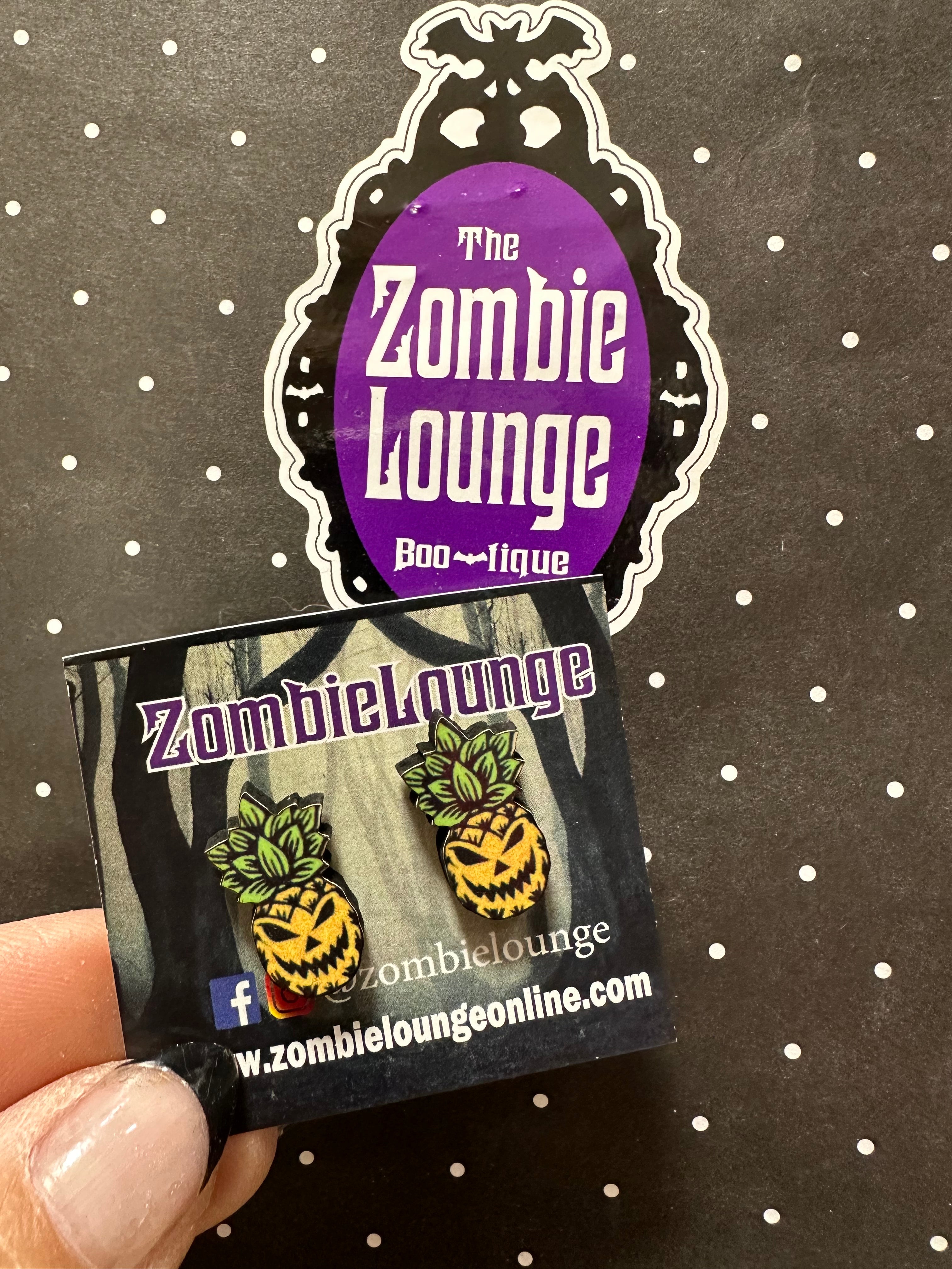 Spooky Pineapple Earrings for Women - Halloween Dangle Drop Earrings - Cute Fruit Jewelry Gift for Party & Costume Accessories