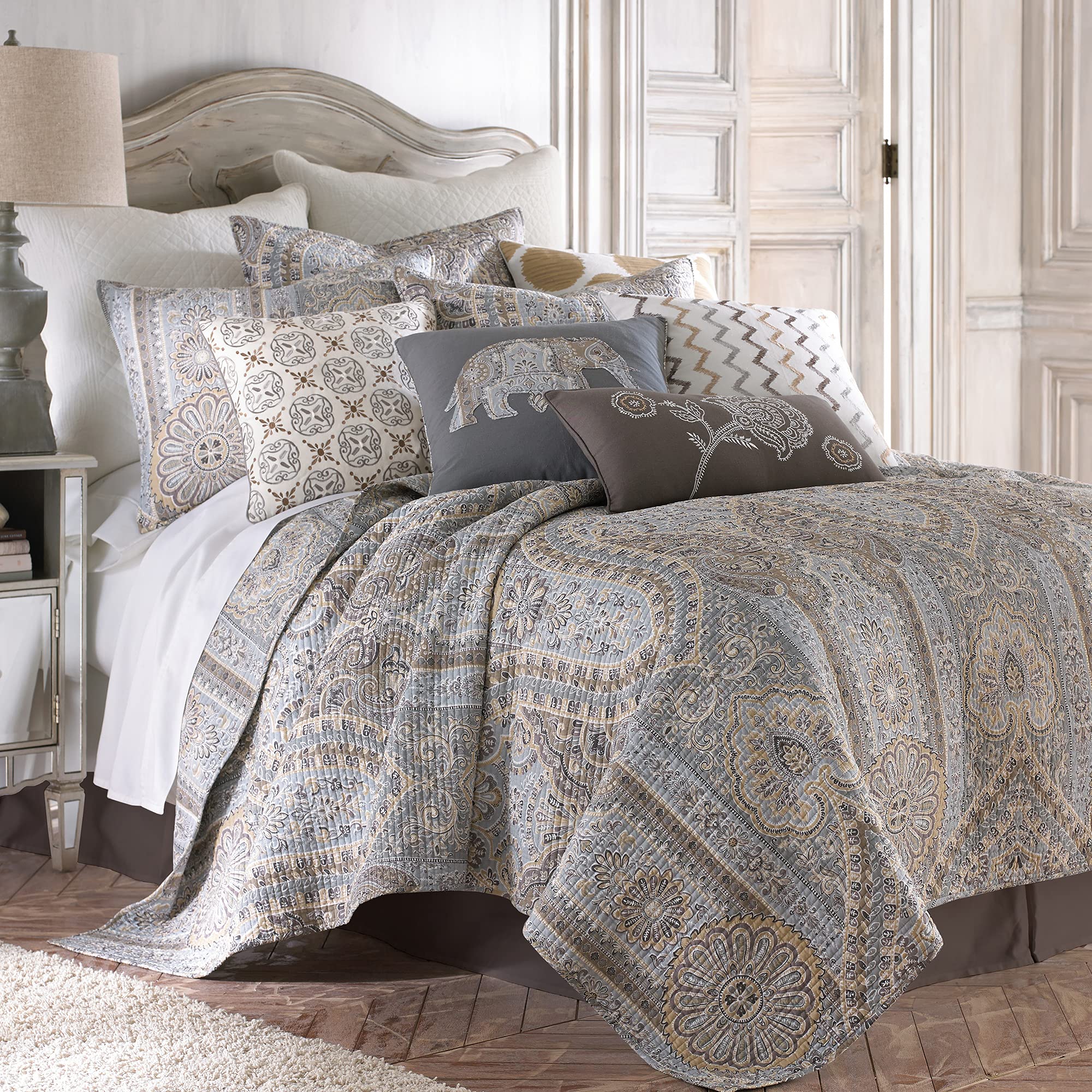 Levtex Casablanca Grey Full/Queen Cotton Quilt Set - Soft & Breathable Bedding for Cozy Nights - Perfect for Master Bedroom, Guest Room, or Vacation Home