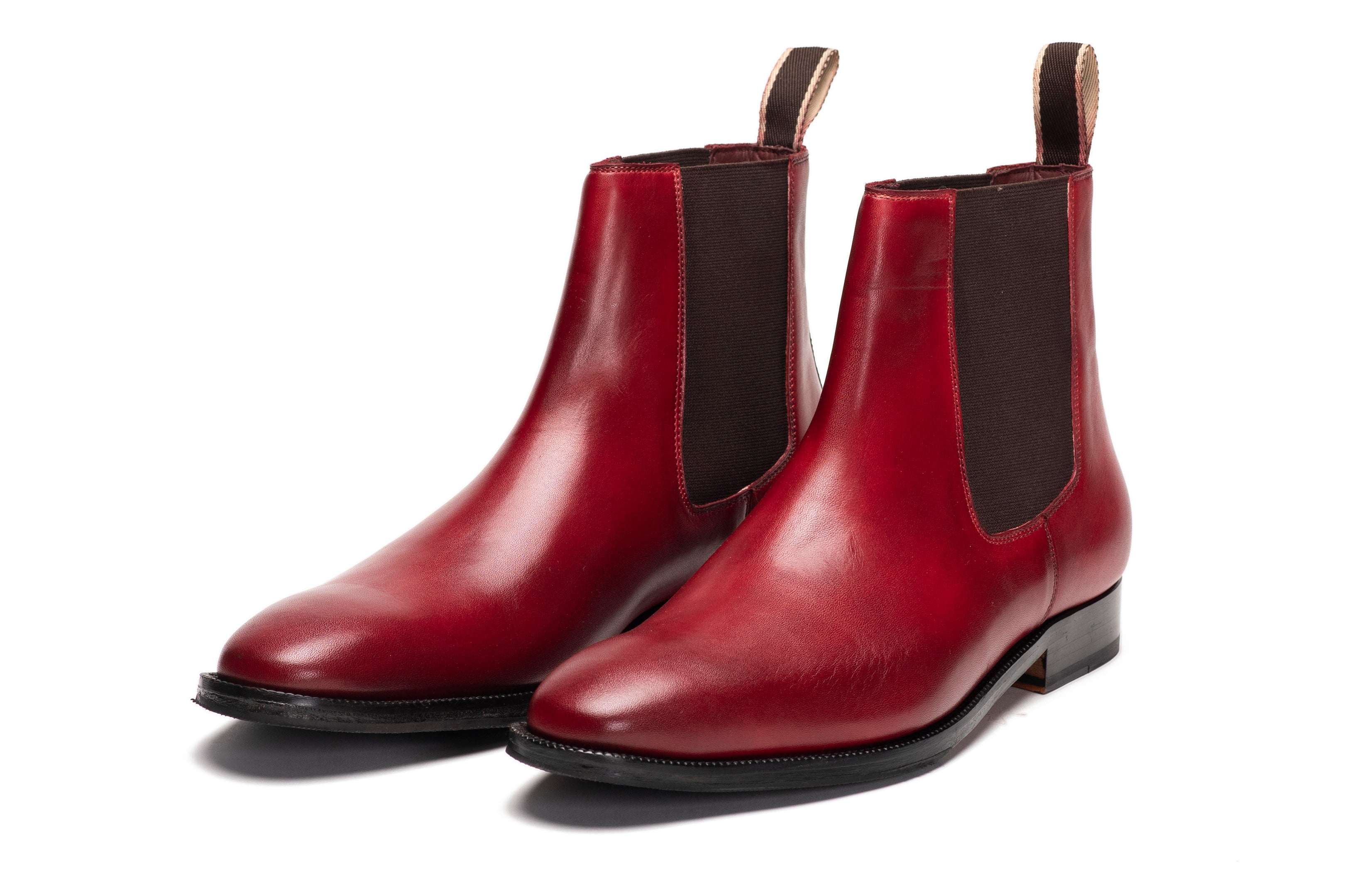 Stylish Chisel Toe Chelsea Boots for Men & Women - Dark Oxblood Leather Ankle Boots - Perfect for Casual Outfits, Office Wear & Date Nights