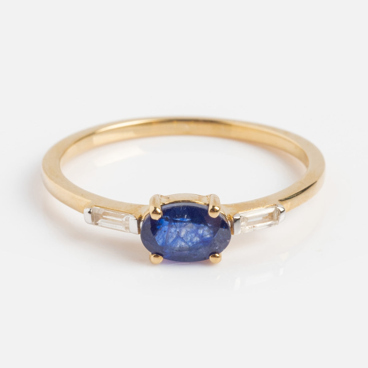 Solid Gold Classic Sapphire Ring for Women - Vintage Blue Gemstone Engagement & Wedding Band - Perfect for Anniversary, Proposal & Special Occasions