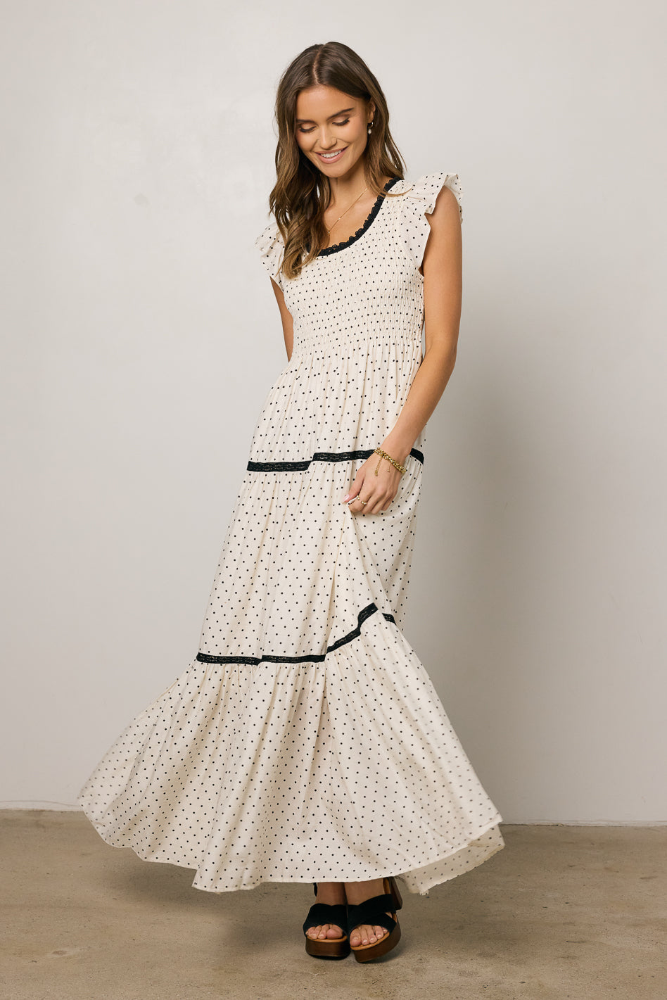 Stylish Faraday Polka Dot Maxi Dress for Women - Flowy Summer Beach Dress, Boho Chic Party Outfit, Casual Daytime Wear