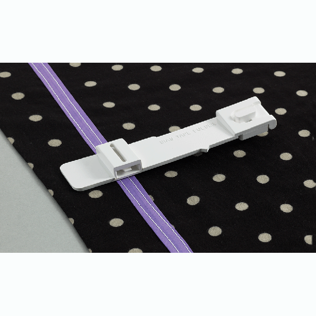 Brother SA222CV Bias Tape Folder - Professional Sewing Tool for Quilting, Dressmaking & DIY Projects - Perfect for Hemming, Binding & Seam Finishing