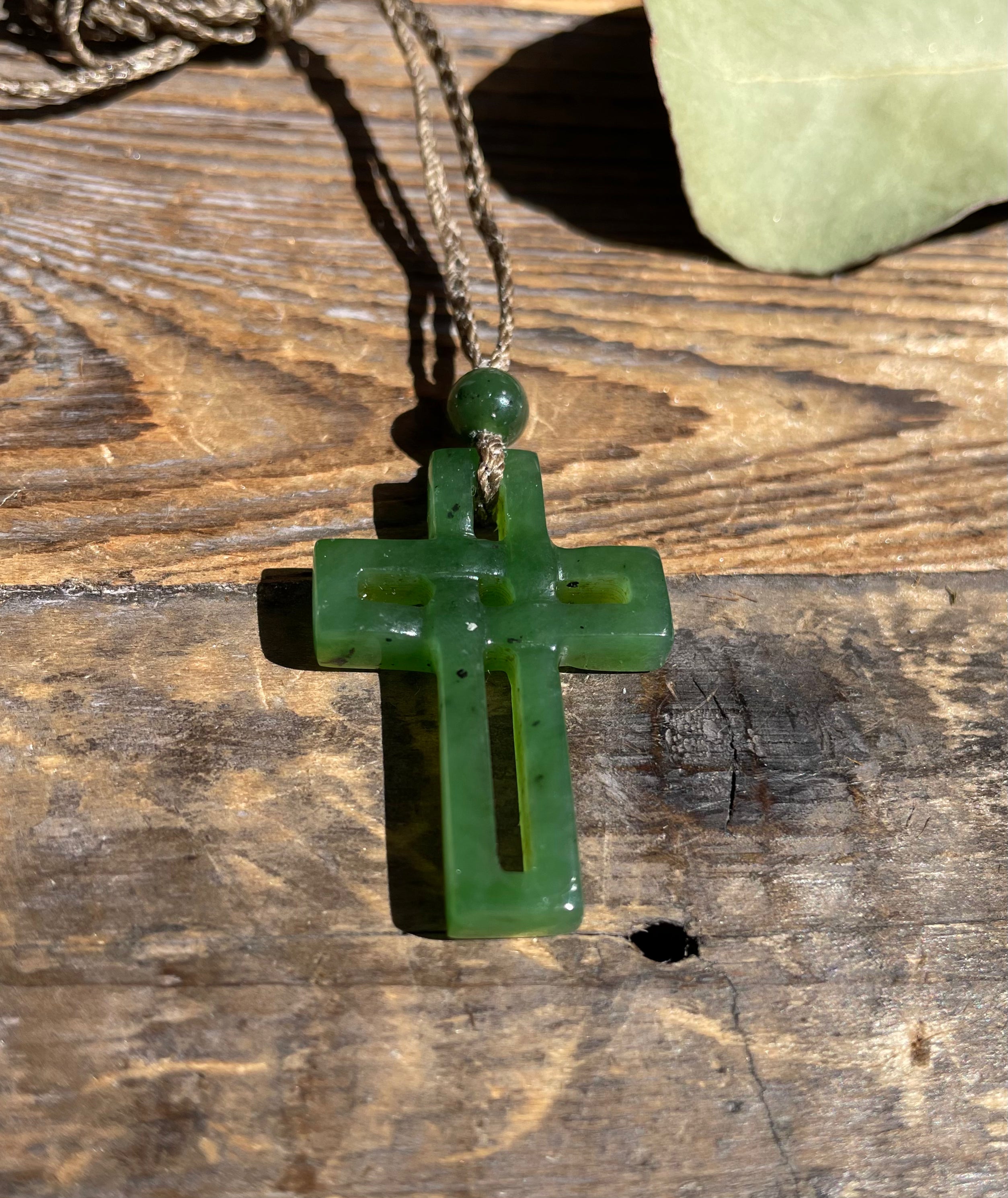 Stylish Silver Cross Pendant Necklace for Women - Elegant Religious Jewelry Gift for Baptism, Confirmation & Everyday Wear
