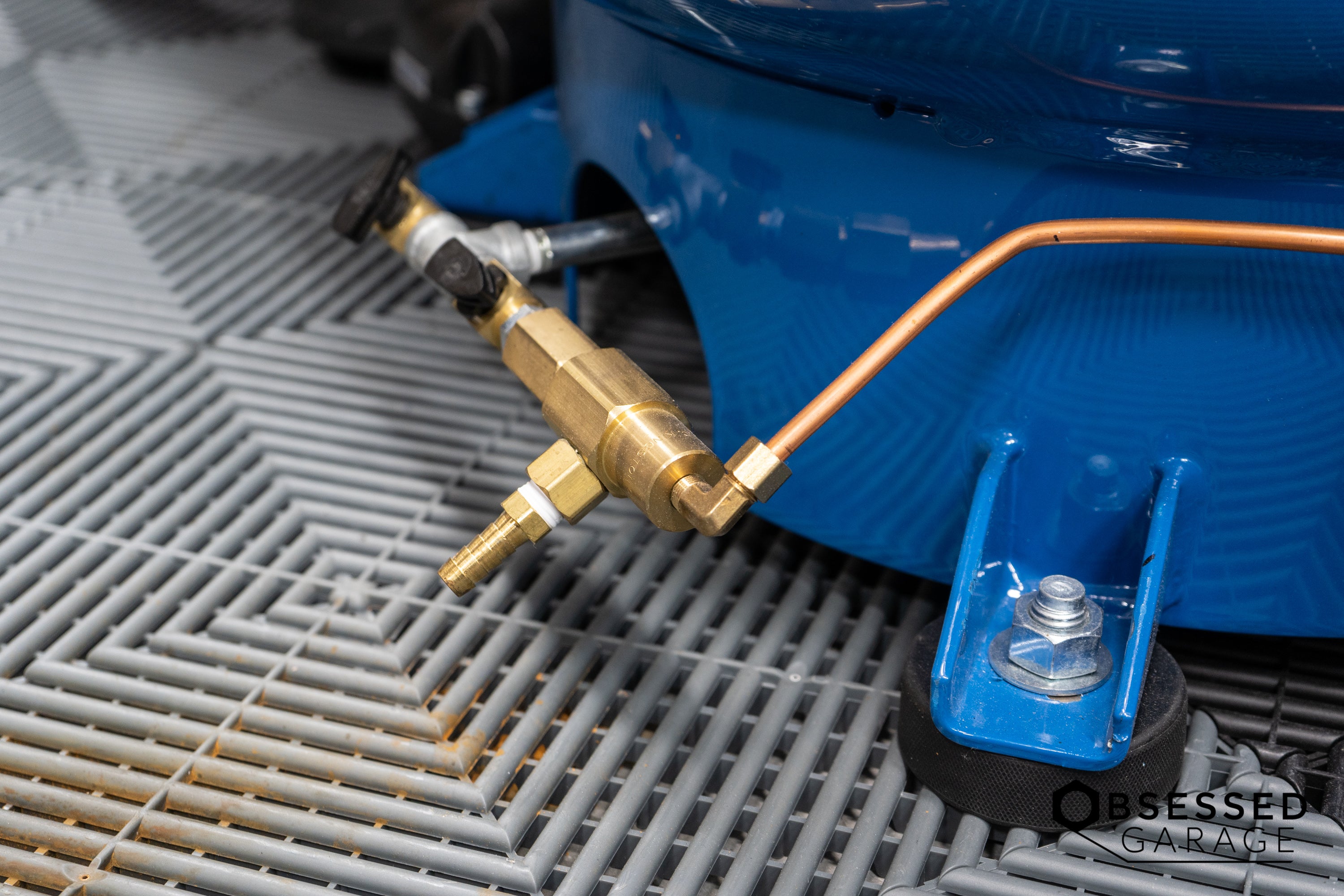 Jenny Pneumatic Style Tank Drain Valve - High-Quality Air Compressor Drain for Industrial & Home Use - Perfect for Water Removal in Workshops, Garages, and DIY Projects
