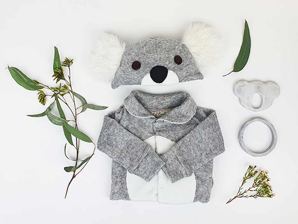 Adorable Koala Baby Shower Gift Set - Newborn Essentials with Plush Toy, Bib & Blanket - Perfect for Gender Reveal, Nursery Decor & First Birthday Presents