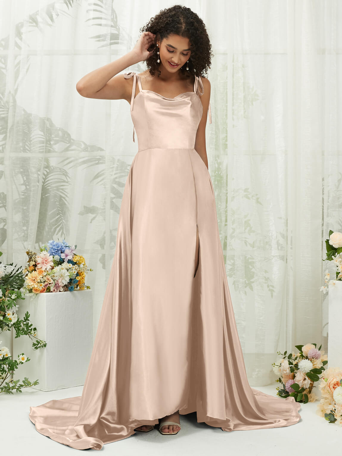 Champagne Satin Sweetheart Neckline Formal Gown with Adjustable Straps & Hidden Pocket - Perfect for Prom, Evening Gala, Wedding Guest & Special Occasions