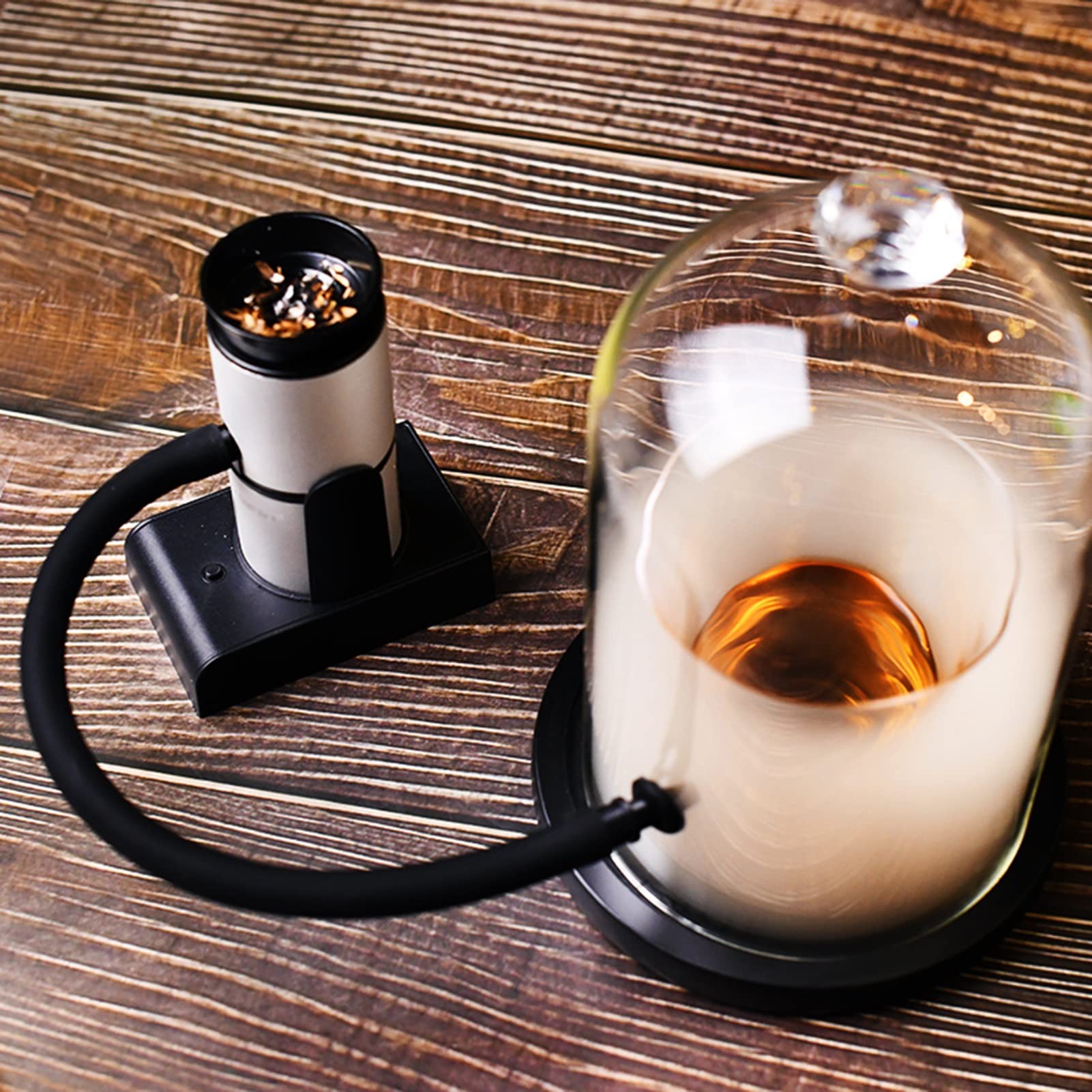 Q-FFL Handheld Smoke Infuser Gun - Portable Food Smoker Machine with Accessories Kit (2 AA Batteries Operated) - Perfect for Cocktails, BBQ, Cheese & Meat Smoking - Great Gift for Men & Cooking Enthusiasts