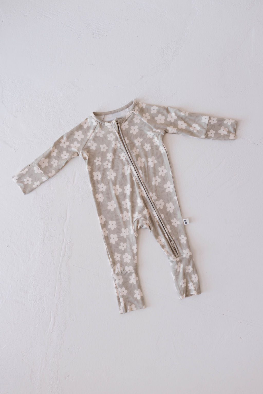 Soft Bamboo Zip Pajamas for Women - French Gray Floral Print Sleepwear | Cozy Lounge & Sleepwear for Relaxing Evenings