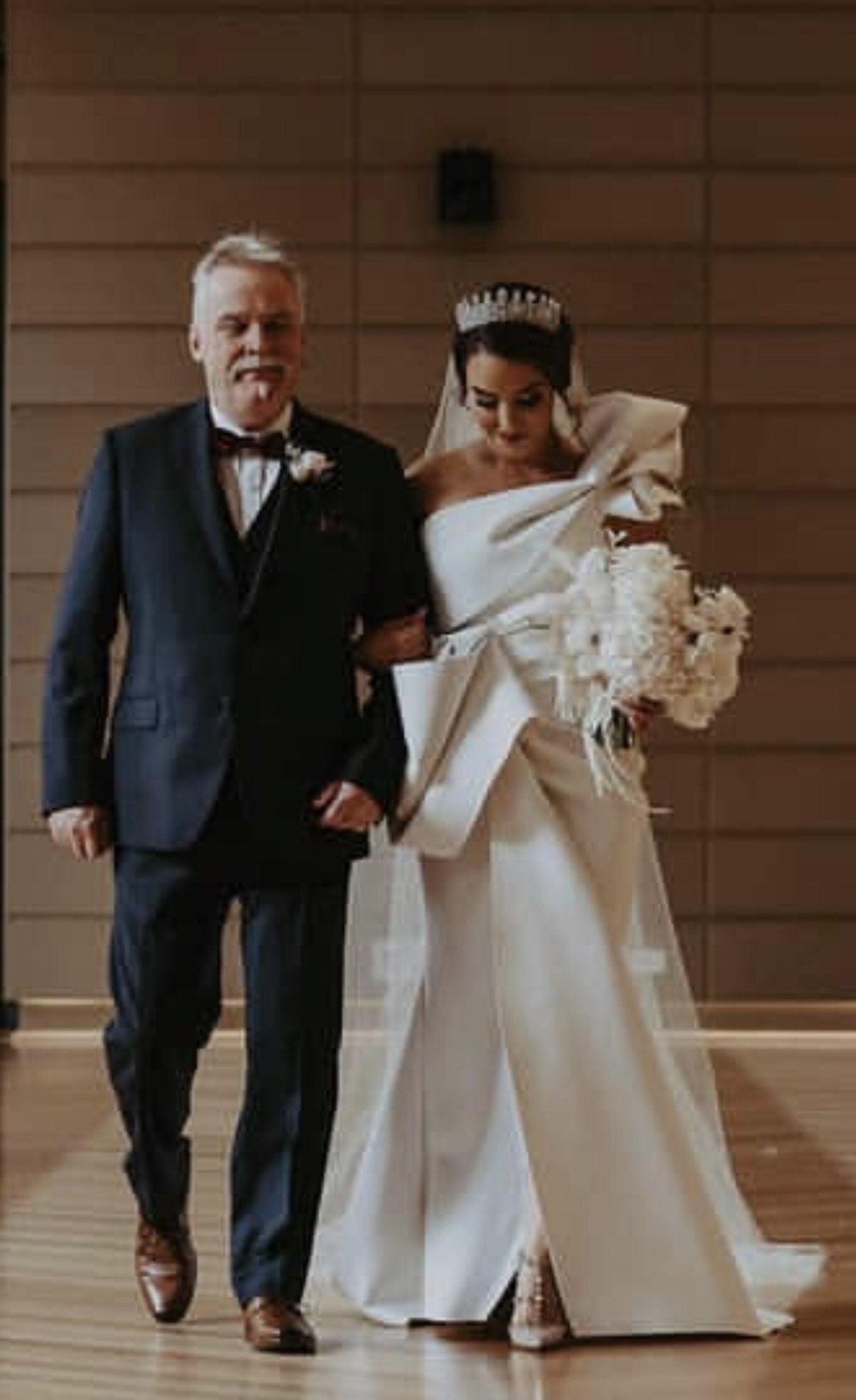 KATHERINE Royal Bridal Tiara - Elegant Crystal Wedding Crown for Bride, Princess, Prom & Special Occasions | Perfect for Bridal Showers, Weddings, Pageants & Formal Events
