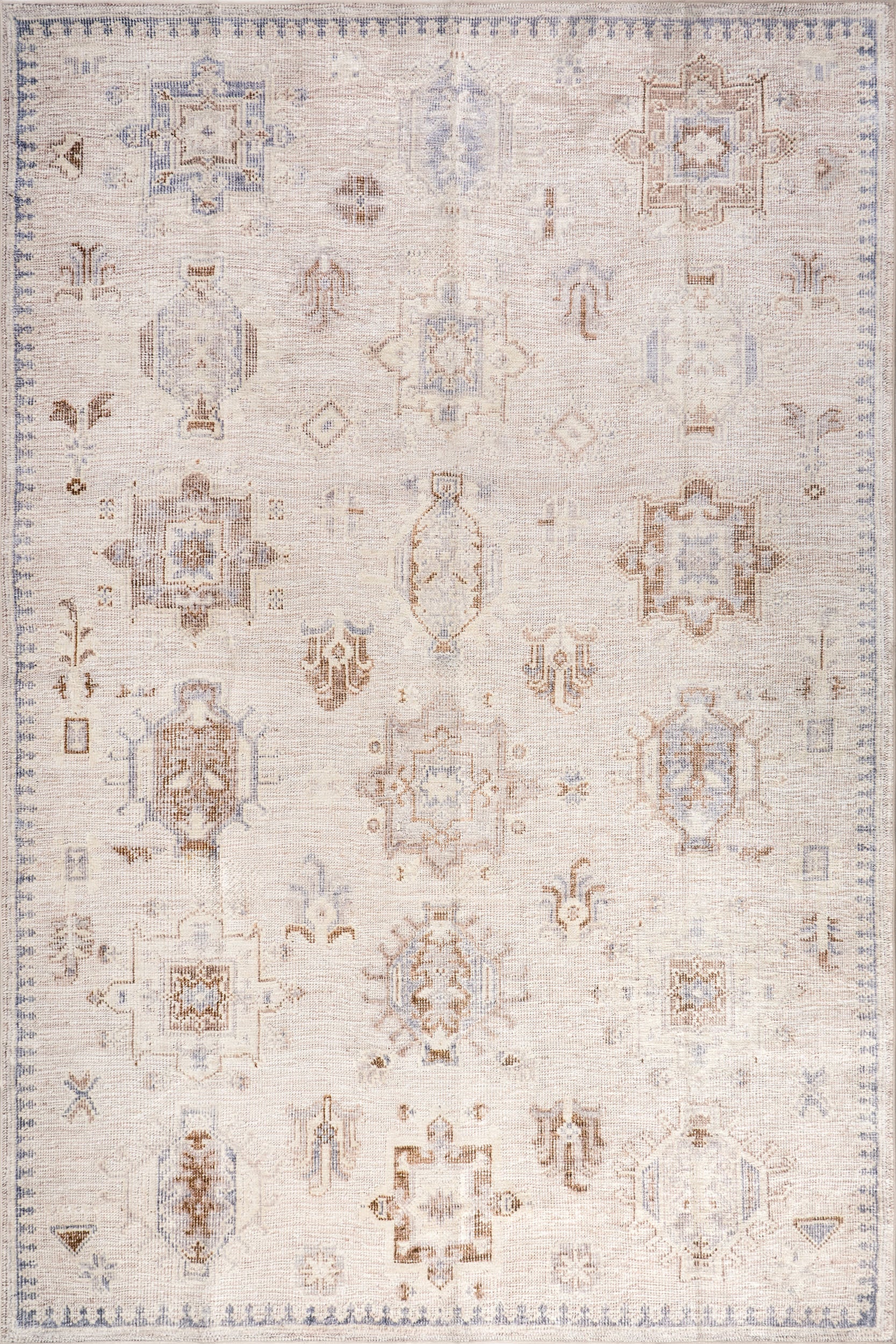 Brenda Hazy Heraldry Spill Proof Washable Rug - Non-Slip Soft Indoor Outdoor Area Rug, Beige - Perfect for Living Room, Bedroom, Kitchen & High Traffic Areas