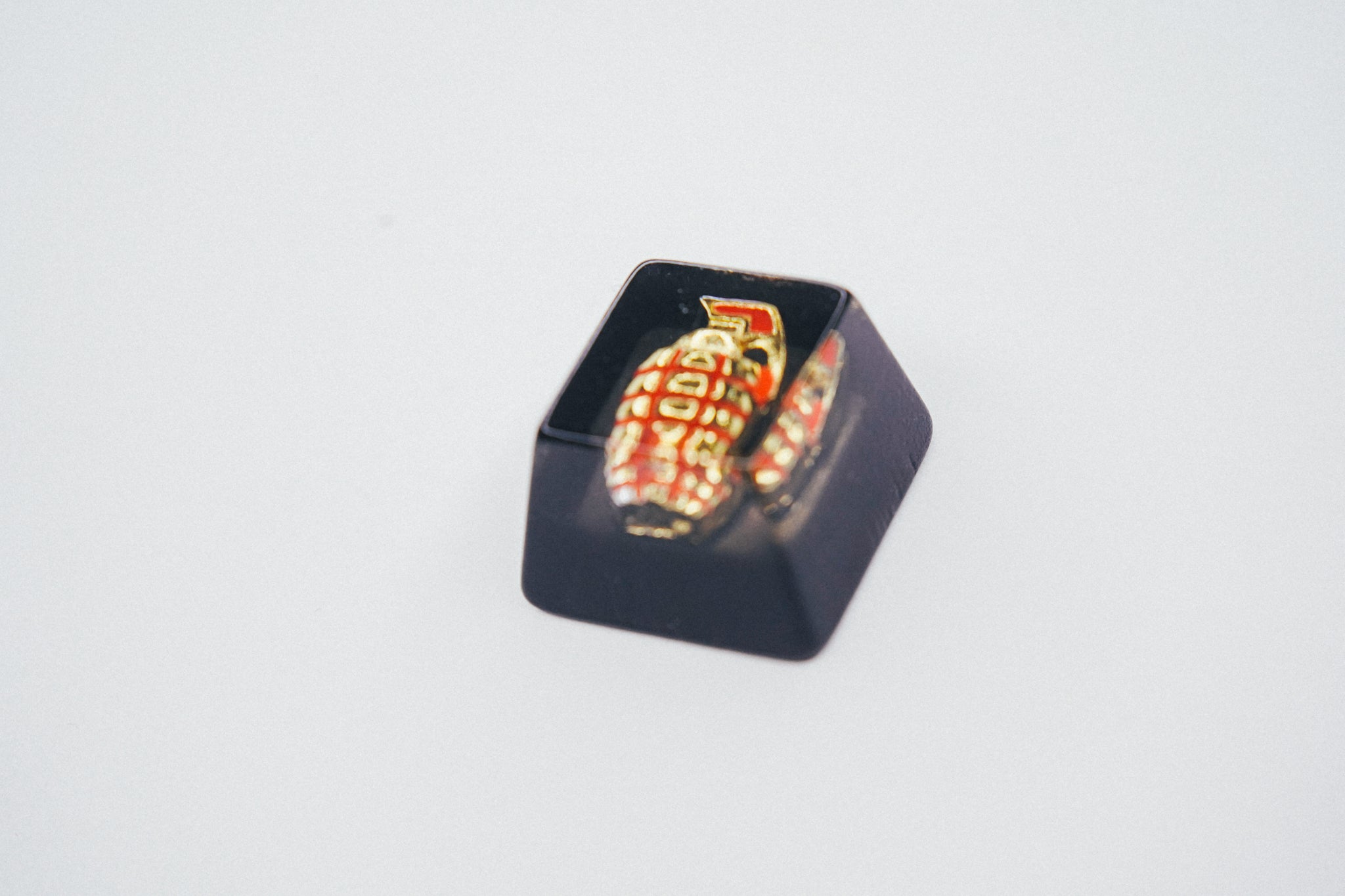 Golden Grenade Jelly Artisan Keycap - Custom Mechanical Keyboard Key for Gaming & Typing - Perfect for PC, Mac & Laptop Enthusiasts