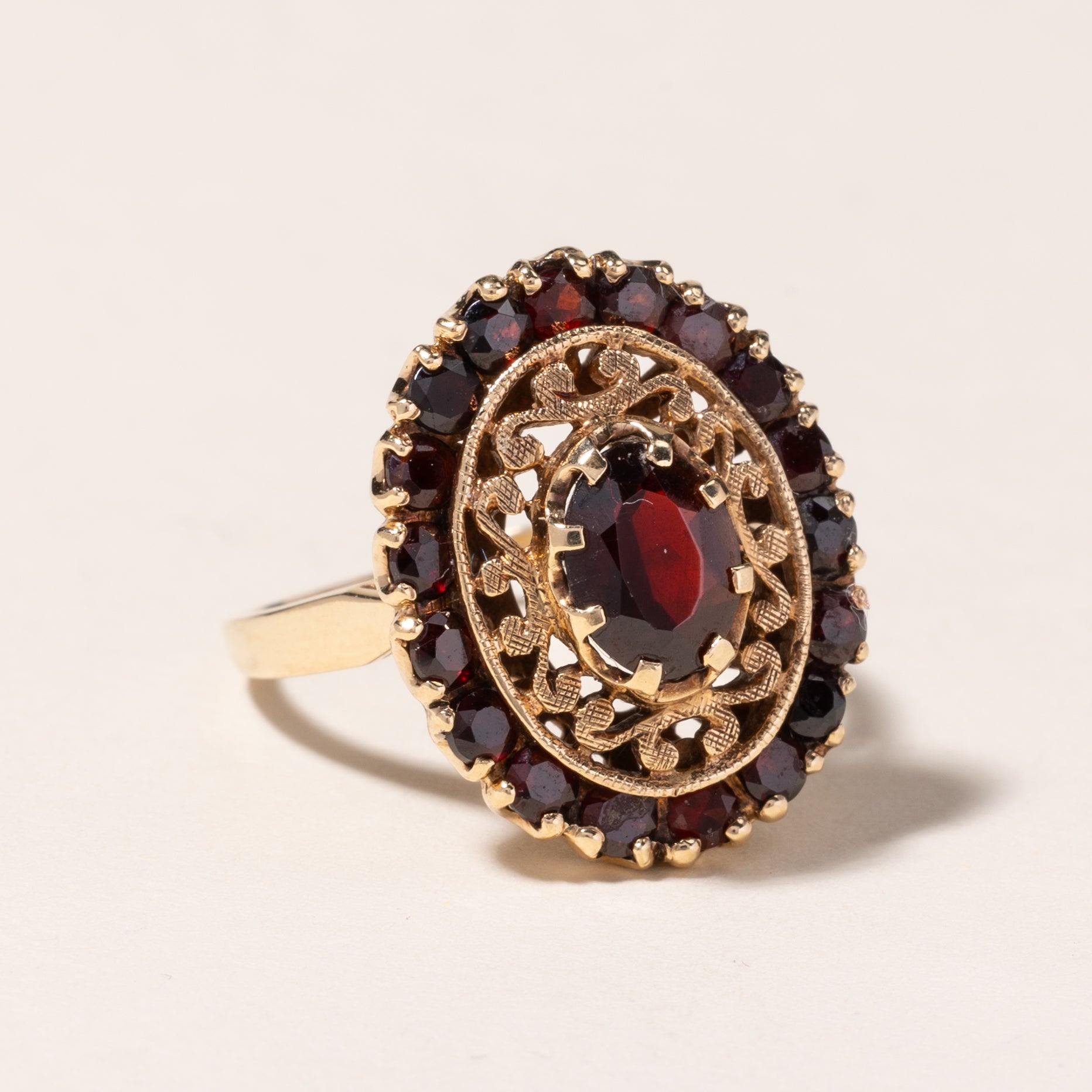 10K Yellow Gold Garnet Ring for Women - 1.62ctw Genuine Garnet Gemstone Ring - Size 6.75 - Perfect for Valentine's Day, Anniversary & Birthday Gifts
