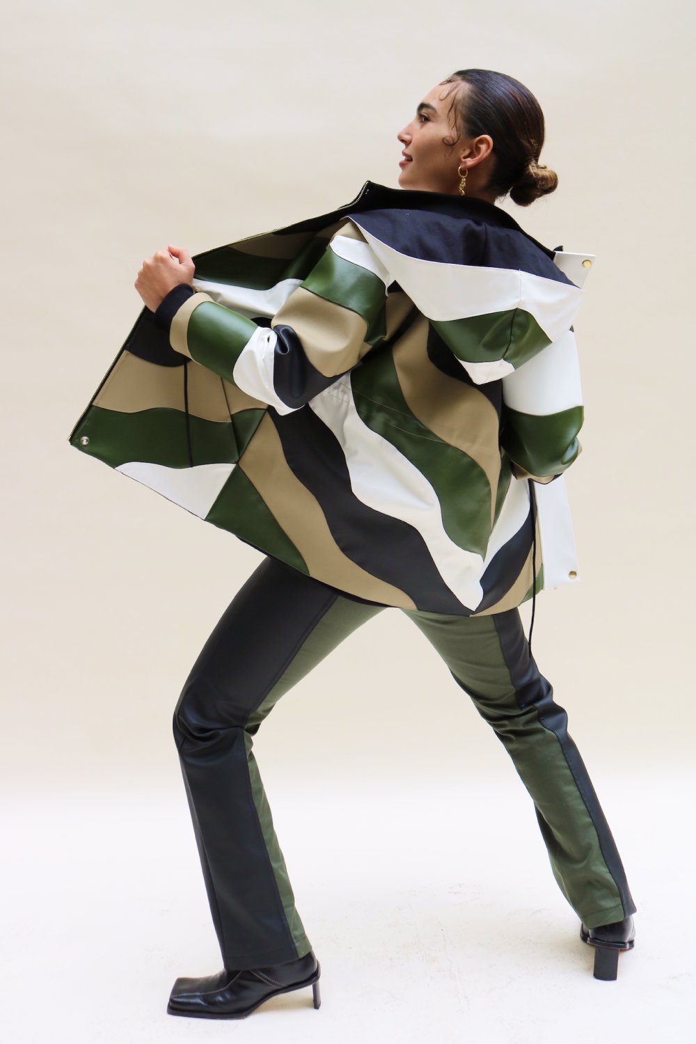 Ola Coat - Stylish & Warm Winter Jacket for Women & Men - Perfect for Outdoor Activities & Cold Weather Fashion