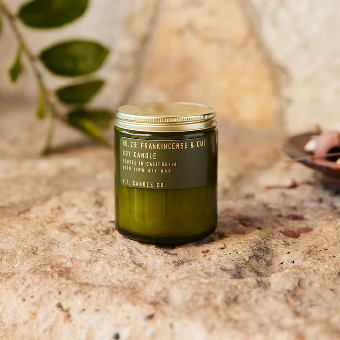 Premium 7.2oz Frankincense & Oud Scented Soy Candle - Handmade Natural Wax Candle for Relaxation, Meditation, and Aromatherapy - Perfect for Home, Office, and Spa Decor