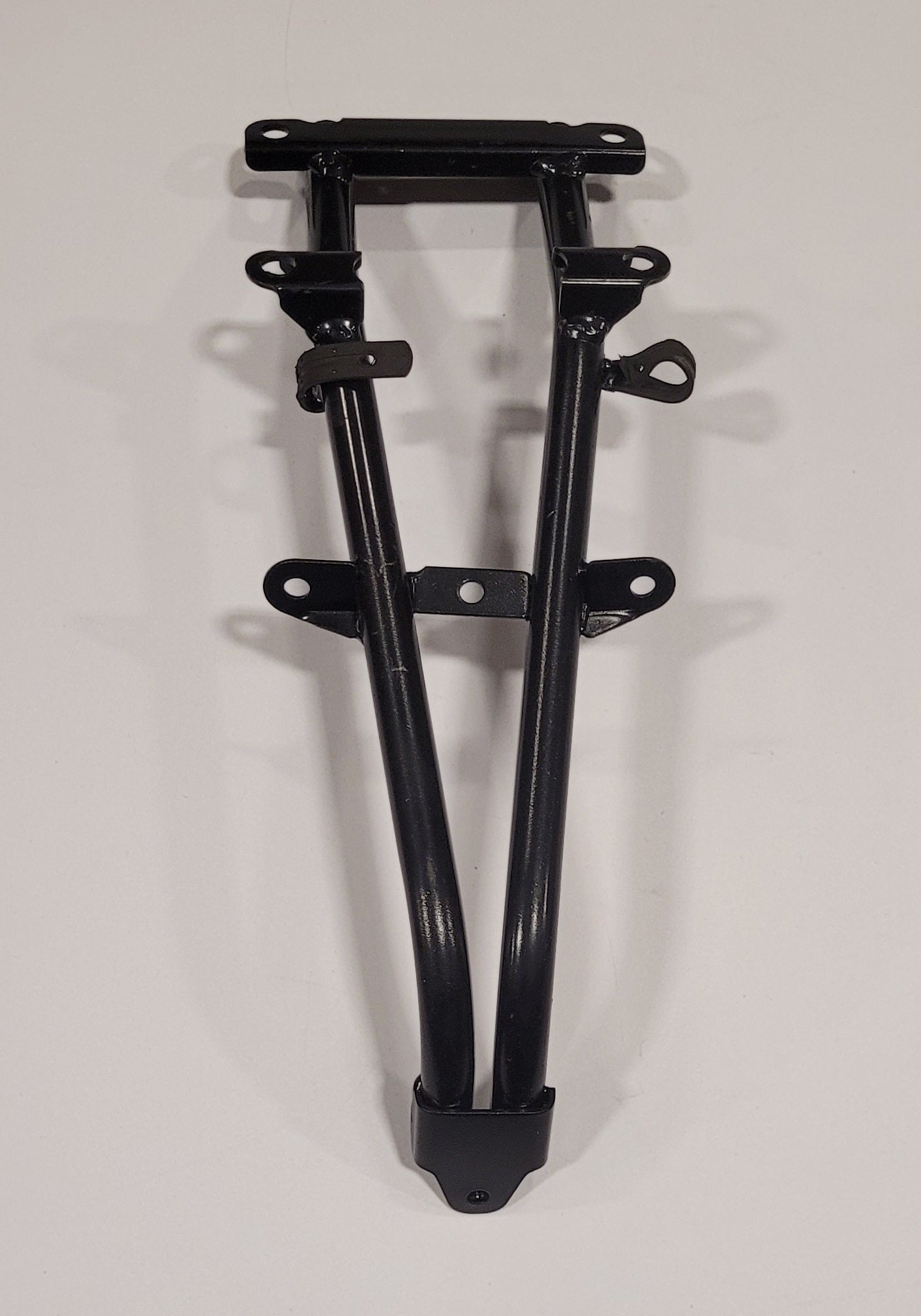 G2000 Rear Fender Bracket - Heavy Duty Replacement Part for Trucks & SUVs - Perfect for Off-Roading & Vehicle Protection