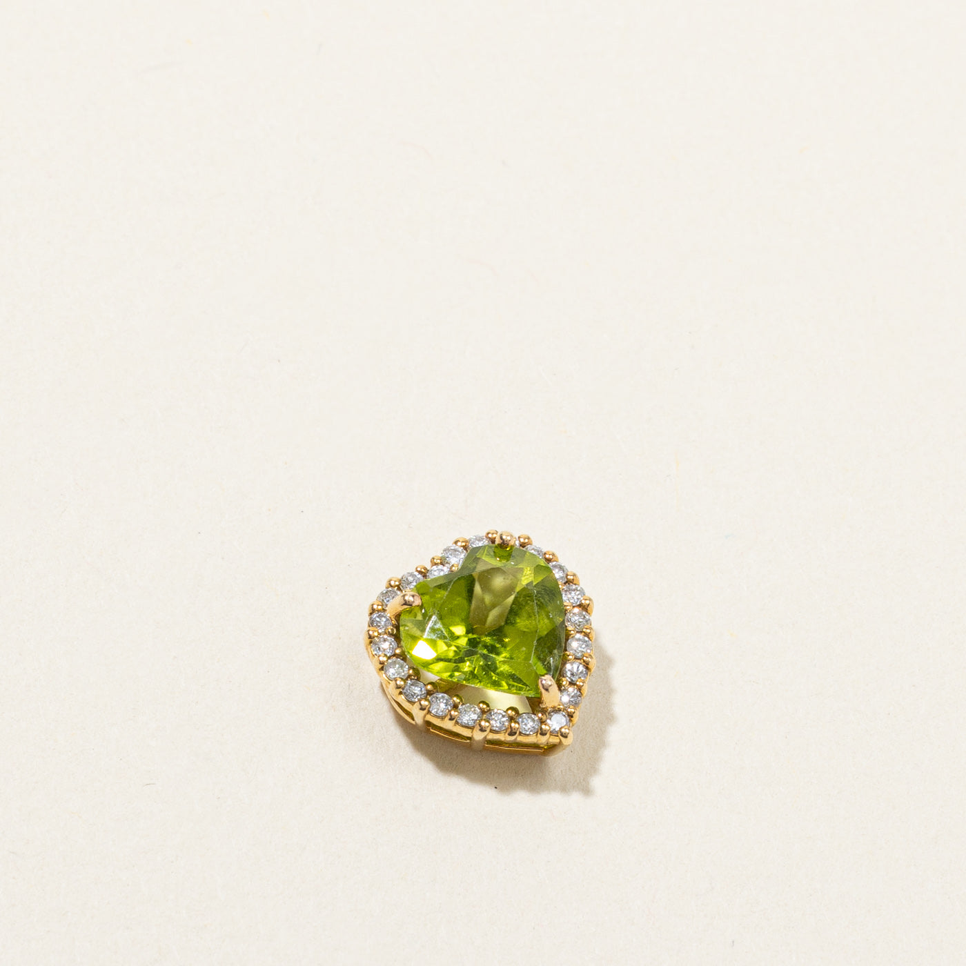 Peridot & Diamond Heart Pendant Necklace - 1.50ct Genuine Peridot with 0.11ctw Diamond Accents - 14K Gold Jewelry for Women - Perfect Gift for Anniversary, Birthday & Valentine's Day