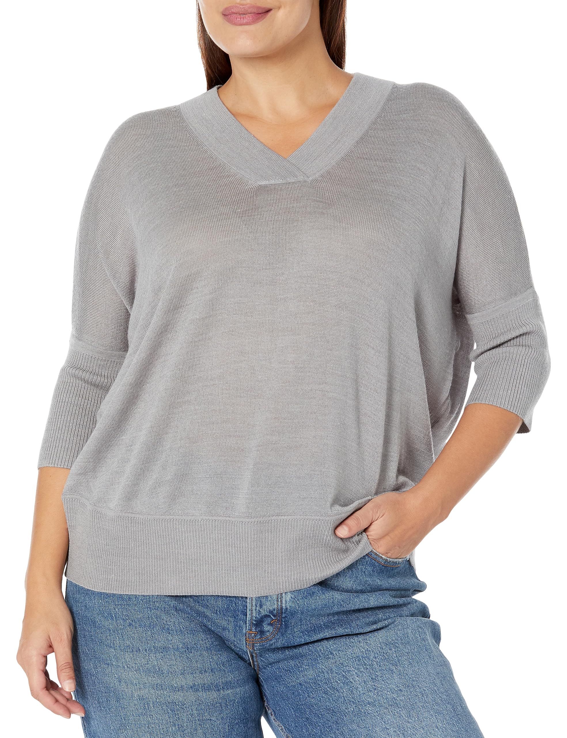 City Chic Women's Plus Size Jumper - Classic V-Neck Sweater for Curvy Women | Cozy Fall & Winter Fashion | Perfect for Office, Date Night & Casual Outings