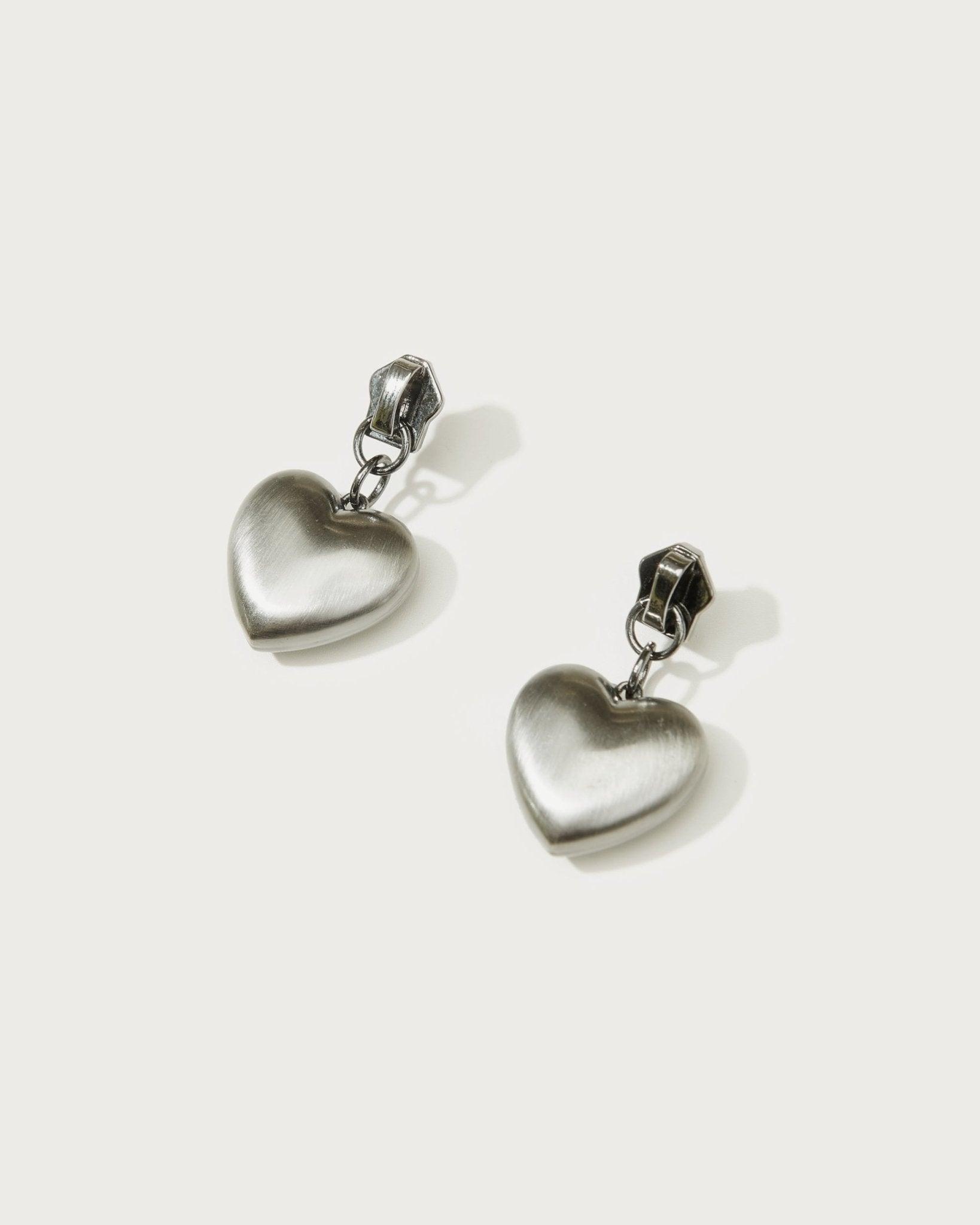Heartstring Zipper Earrings for Women - Trendy Punk Gothic Jewelry for Daily Wear & Party Outfits