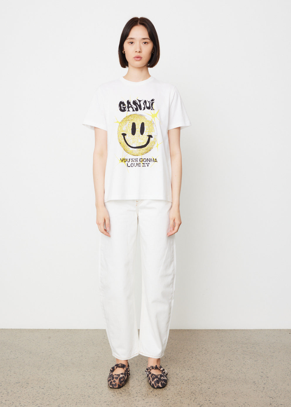 Basic Jersey Smiley T-Shirt for Men & Women | Comfortable Cotton Casual Tee | Perfect for Everyday Wear, Street Style & Summer Outfits