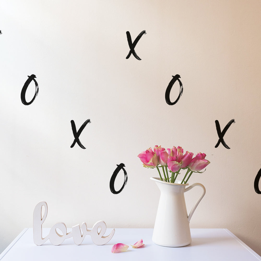 XO XO Wall Decals - Romantic Love Letter Vinyl Stickers for Bedroom Decor, DIY Home Wall Art - Perfect for Valentine's Day, Wedding, Anniversary & Couples Room Decoration