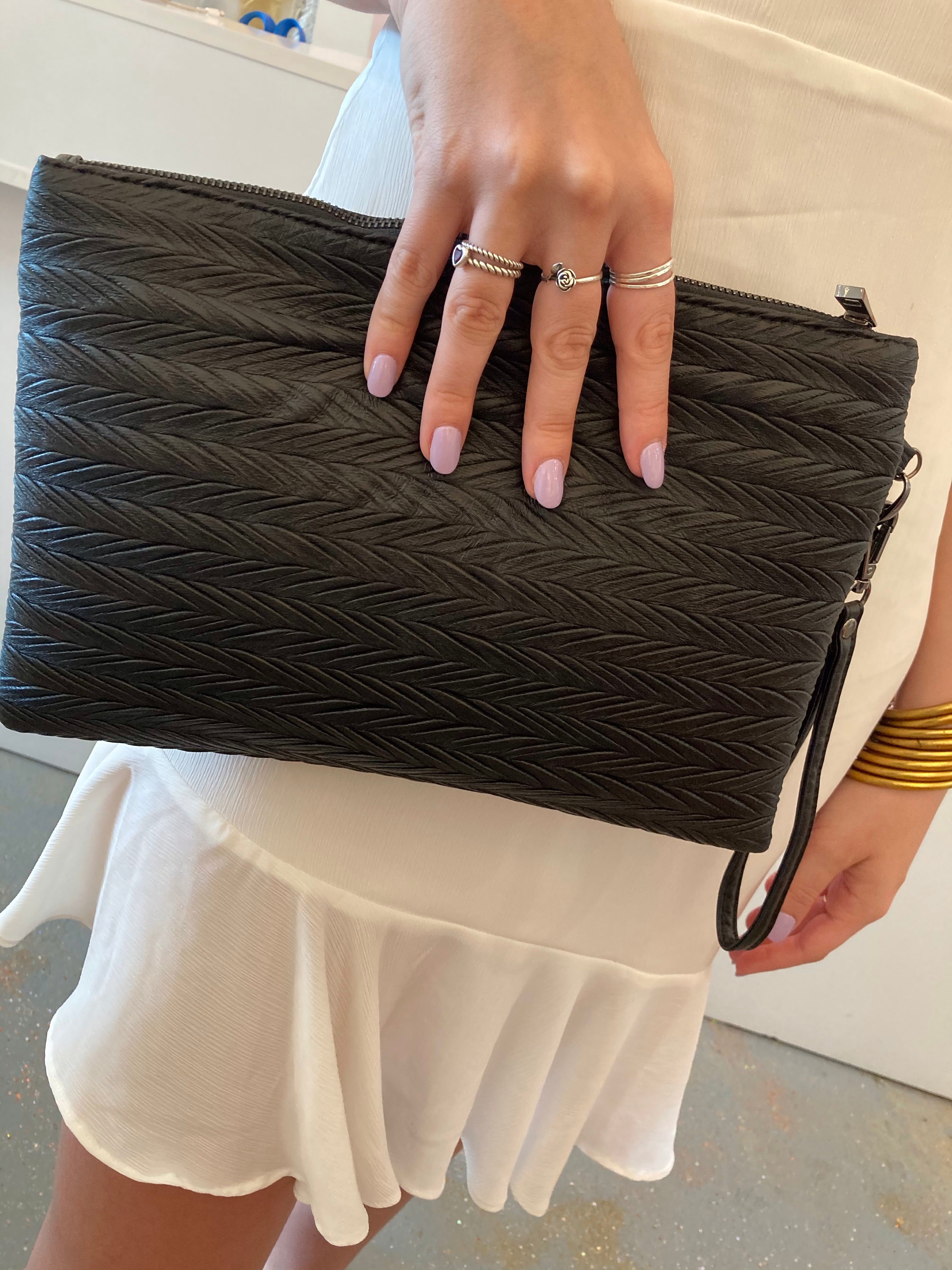 Stylish Manhattan Crossbody Purse for Women - Trendy Designer Handbag with Adjustable Strap - Perfect for Work, Travel & Everyday Use