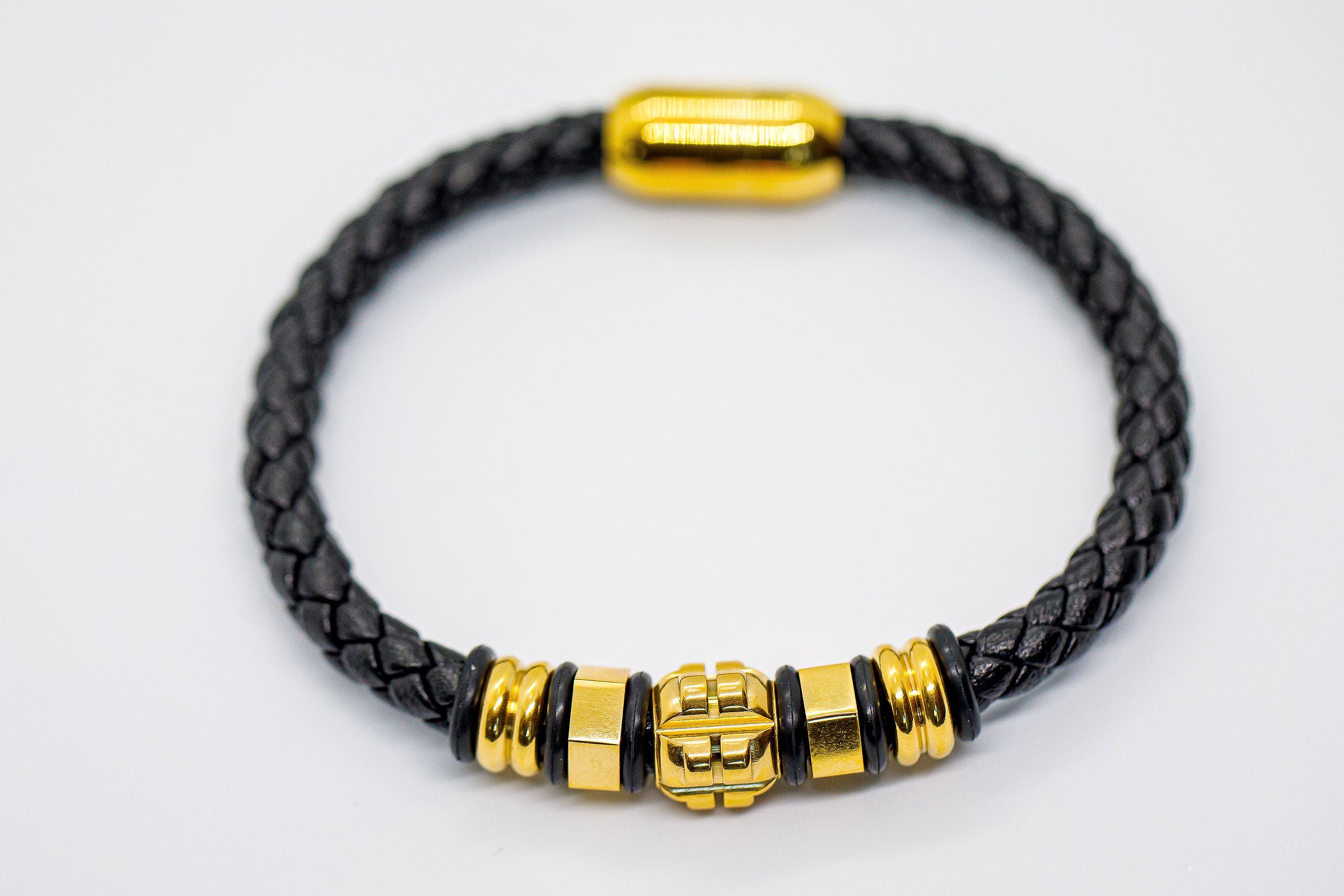 Stylish Black Braided Leather Bracelet for Men & Women - Handmade Adjustable Wrap Bracelet - Perfect for Casual Wear, Boho Fashion & Gifts