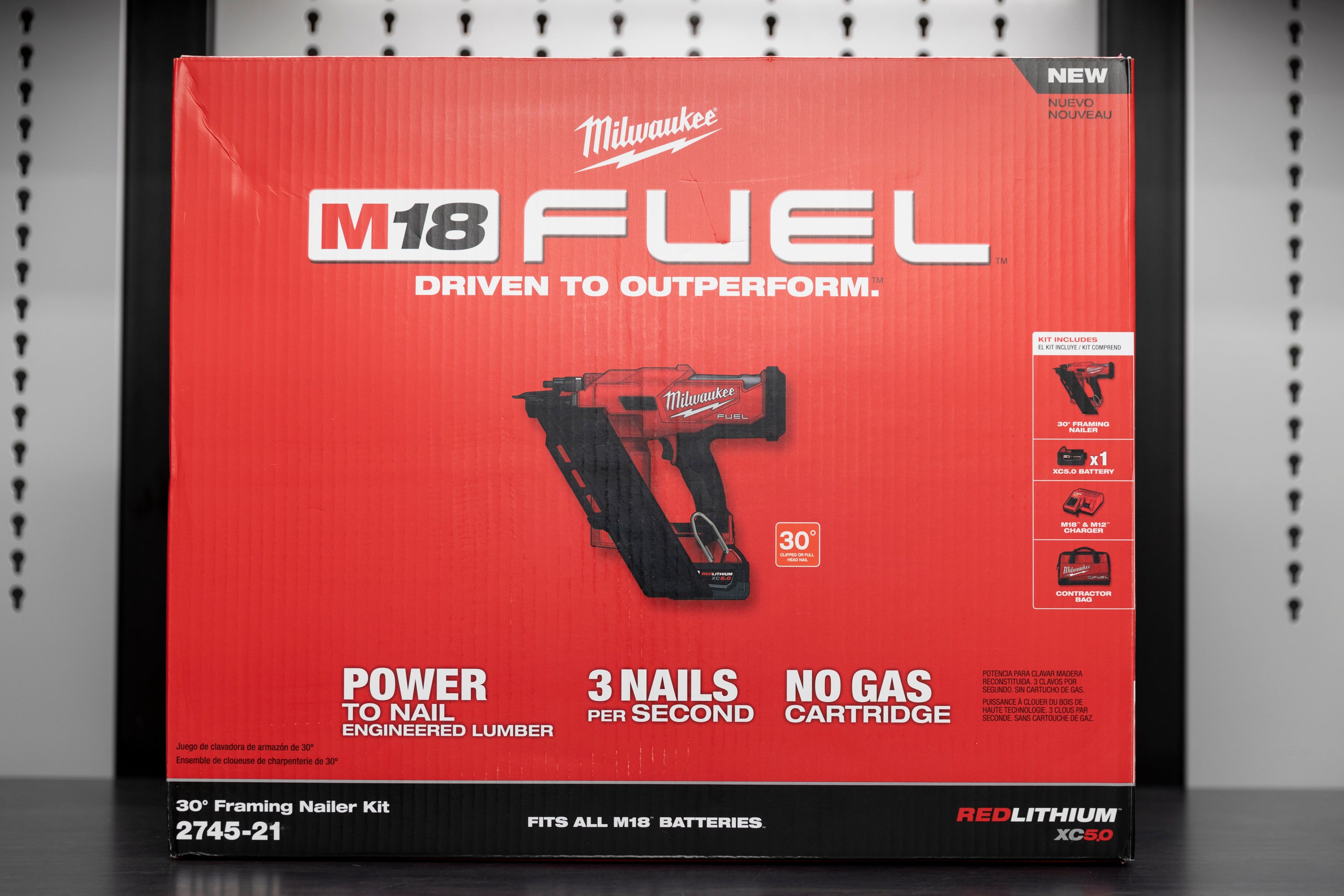 Milwaukee M18 FUEL™ 30 Degree Framing Nailer - Cordless Electric Nail Gun for Wood Framing, Roofing & Construction - Perfect for Professional Builders & DIY Home Projects