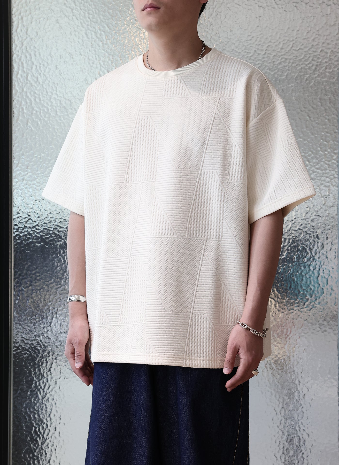 Stylish Polyester Spandex Jacquard Oversized T-Shirt for Women - Comfortable & Trendy Casual Wear for Everyday Outfits