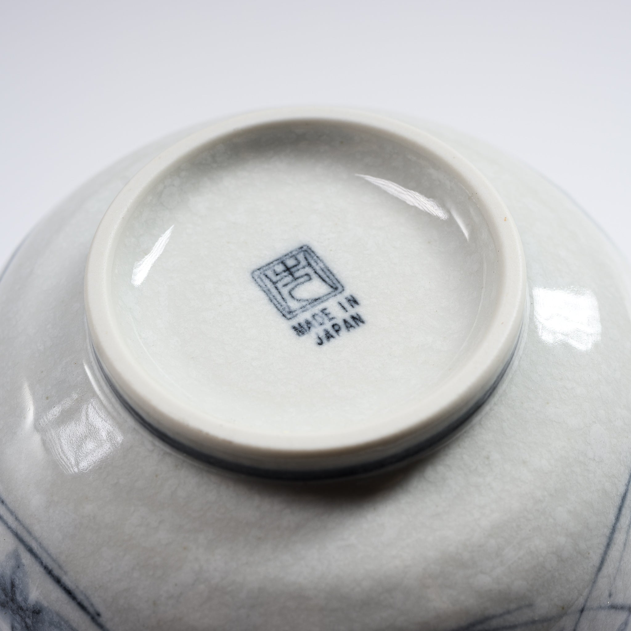 Mino Ware Bellflower Donburi Bowl - Handcrafted Black Ink Ceramic Rice Bowl for Japanese Cuisine | Perfect for Sushi, Ramen & Traditional Dining
