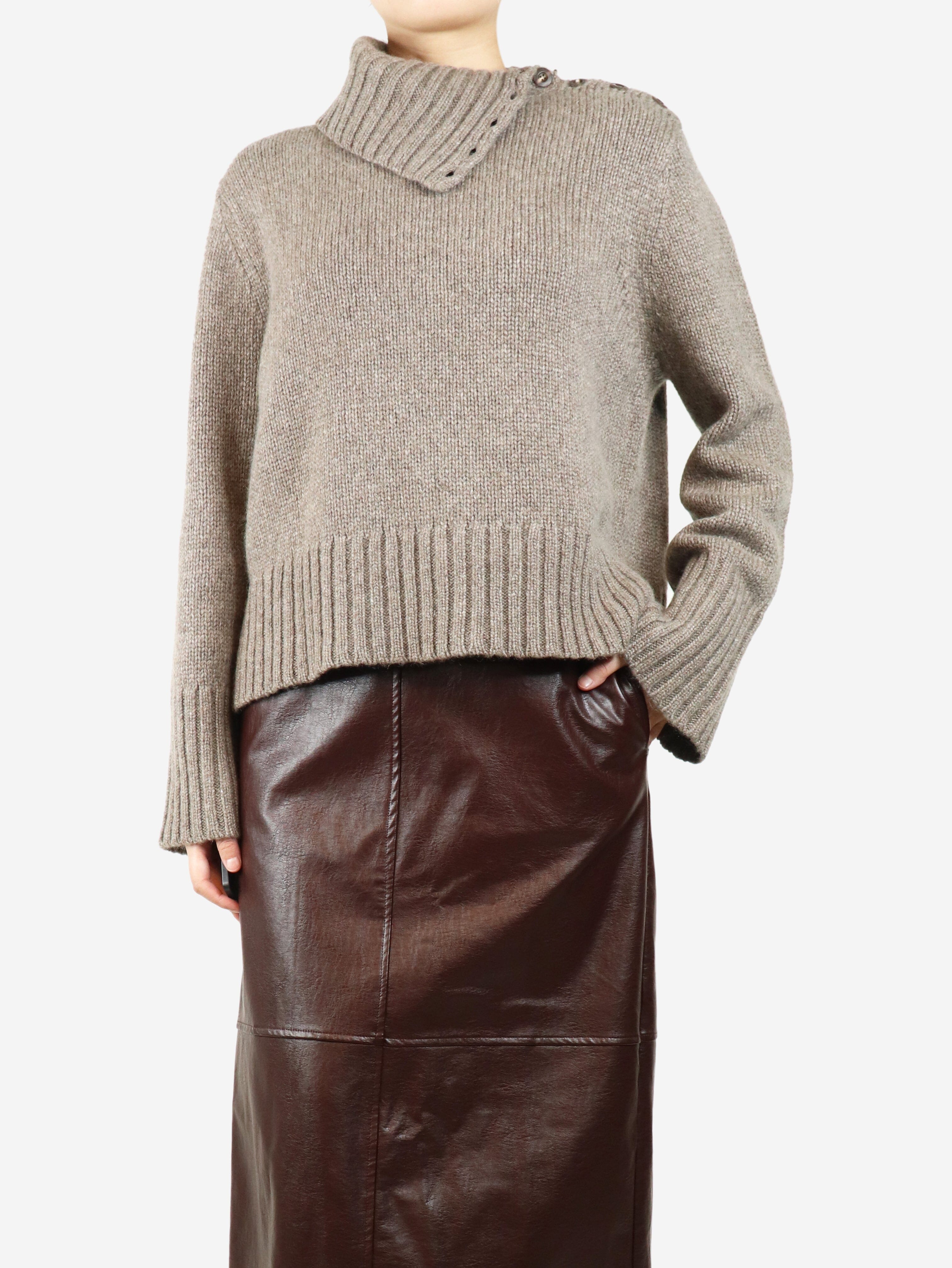 Luxury Brown Cashmere Roll Neck Sweater for Women - Size M - Soft & Warm Winter Pullover for Casual & Office Wear