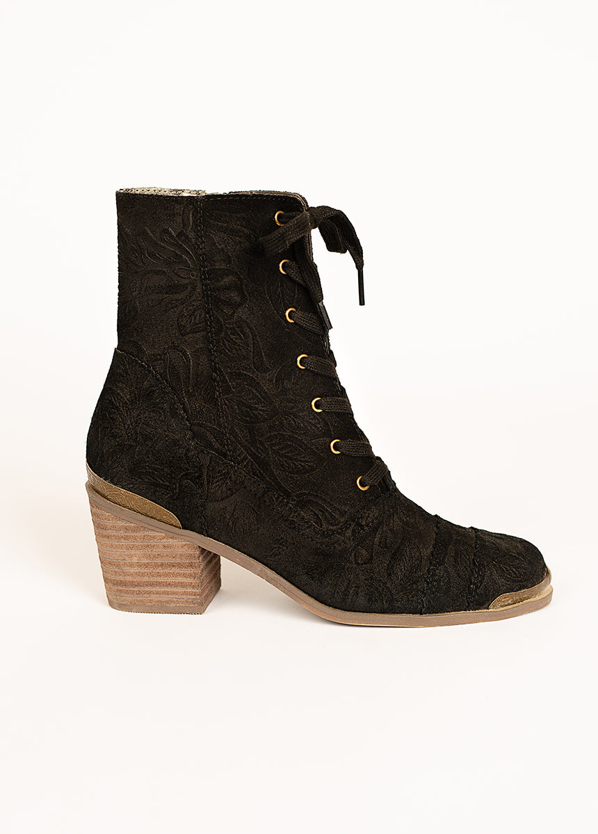 Black Bonnie Boots - Stylish & Comfortable Women's Ankle Boots for Fall & Winter Fashion | Perfect for Casual Outfits, Office Wear & Night Out