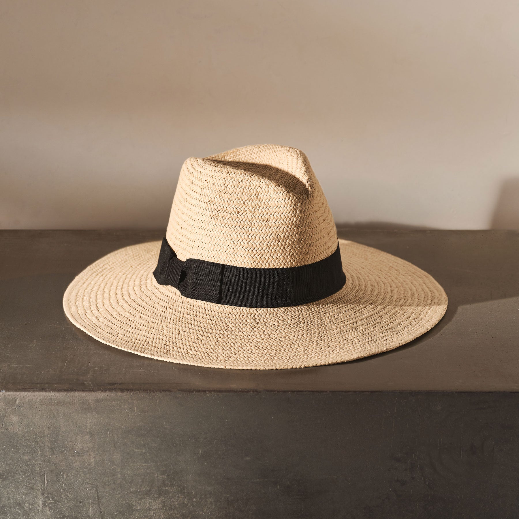 Premium Harbor Straw Hat - Natural & Black Colors - Perfect for Beach, Summer, and Outdoor Activities