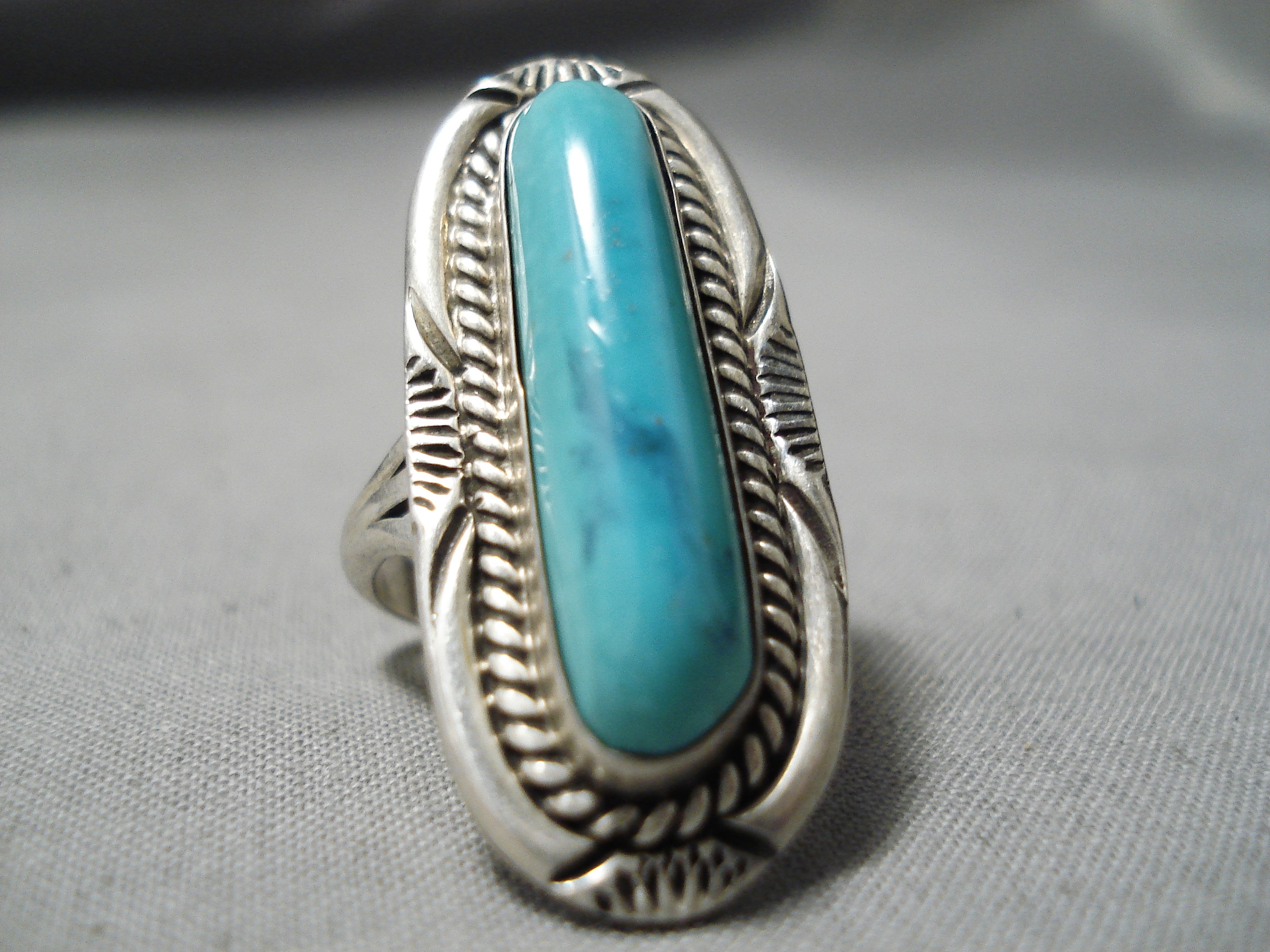 Vintage Navajo Turquoise Sterling Silver Ring - Handmade Native American Jewelry for Women - Perfect for Boho, Western & Southwest Fashion
